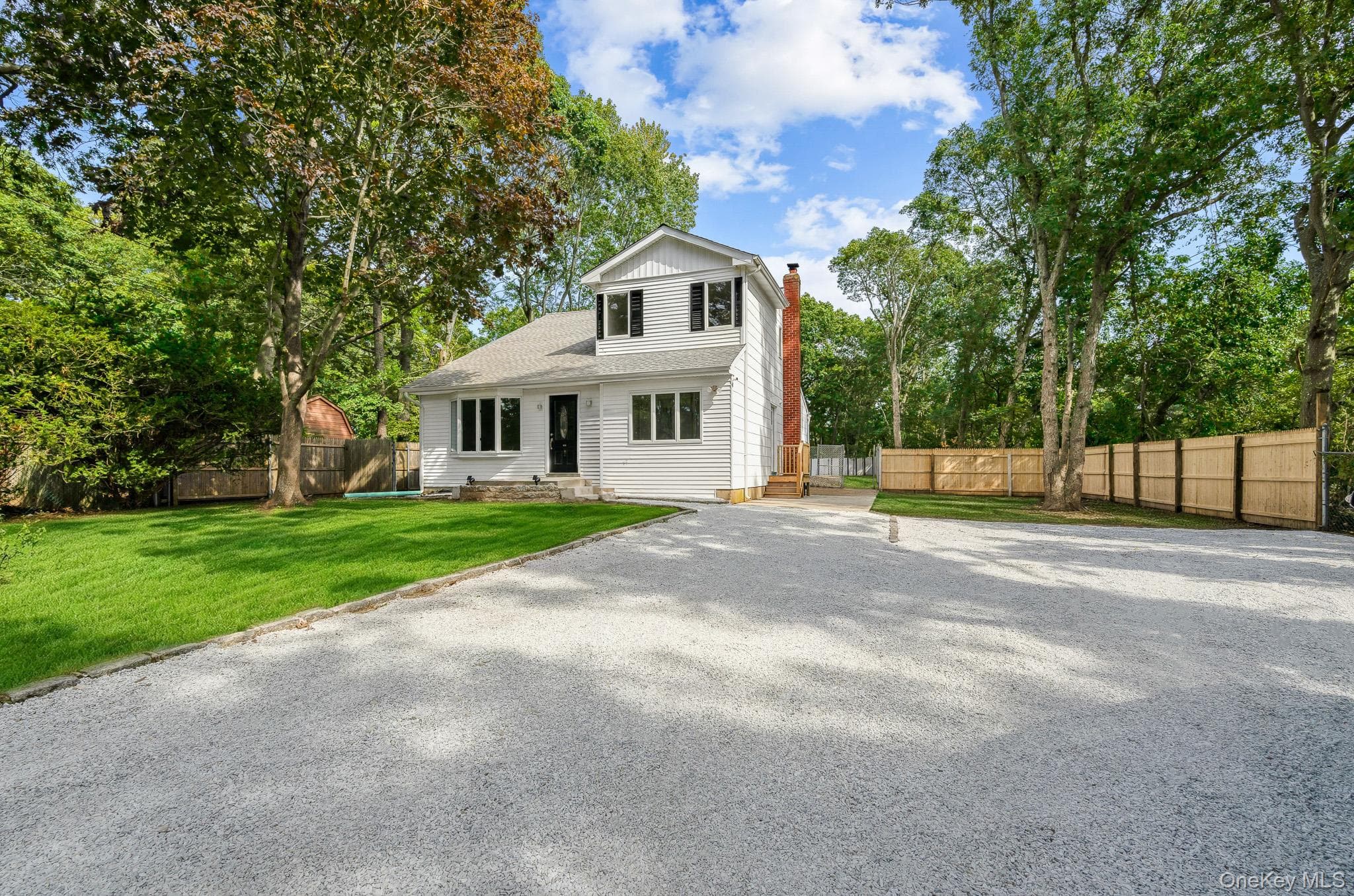 34 Pinelawn Avenue thumbnail 6