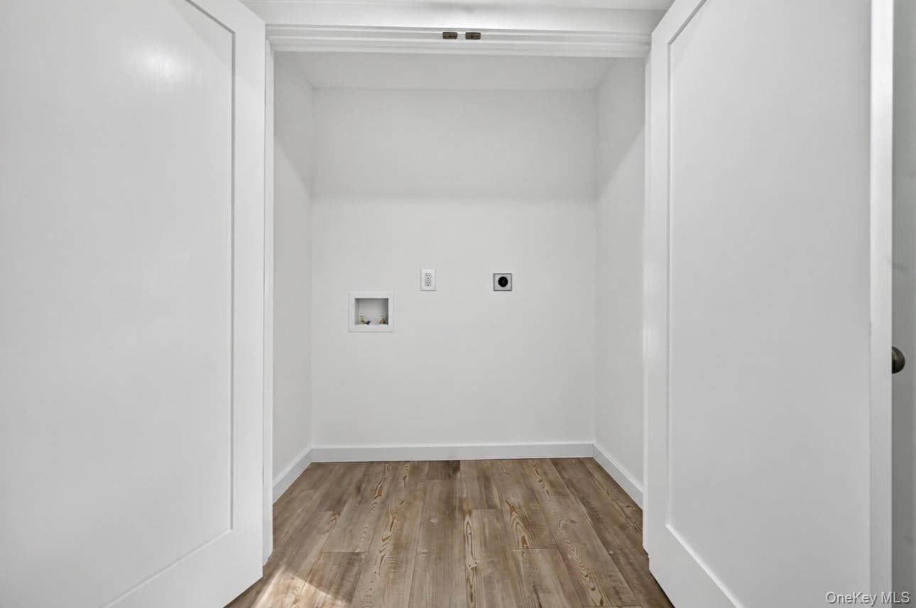 34 Pinelawn Avenue thumbnail 19