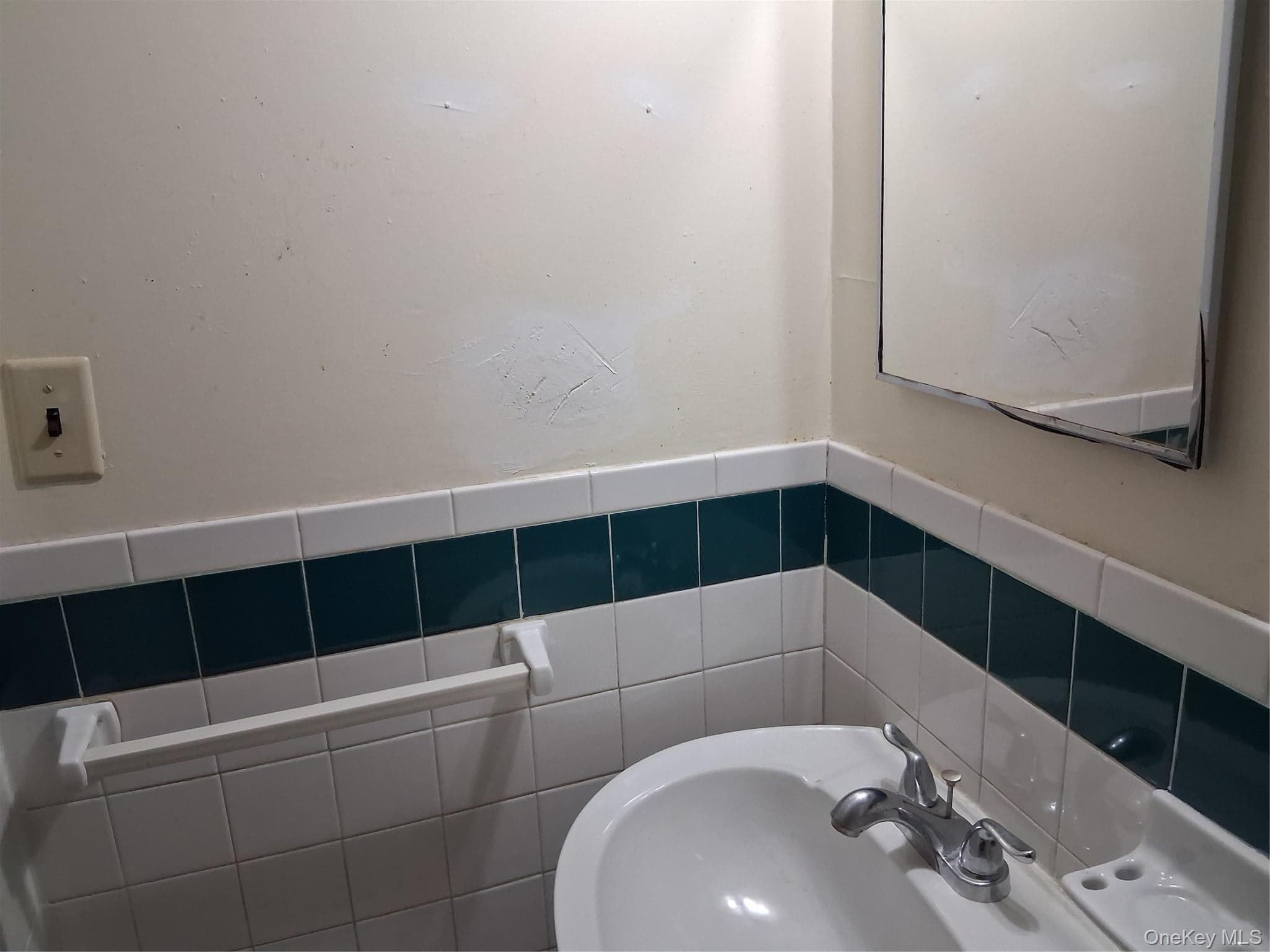 240-58 147th Avenue thumbnail 12