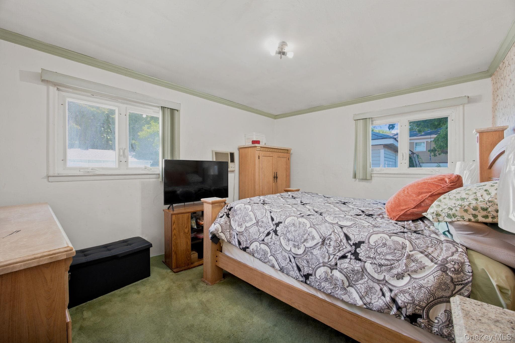 983 Cayuga Road thumbnail 9