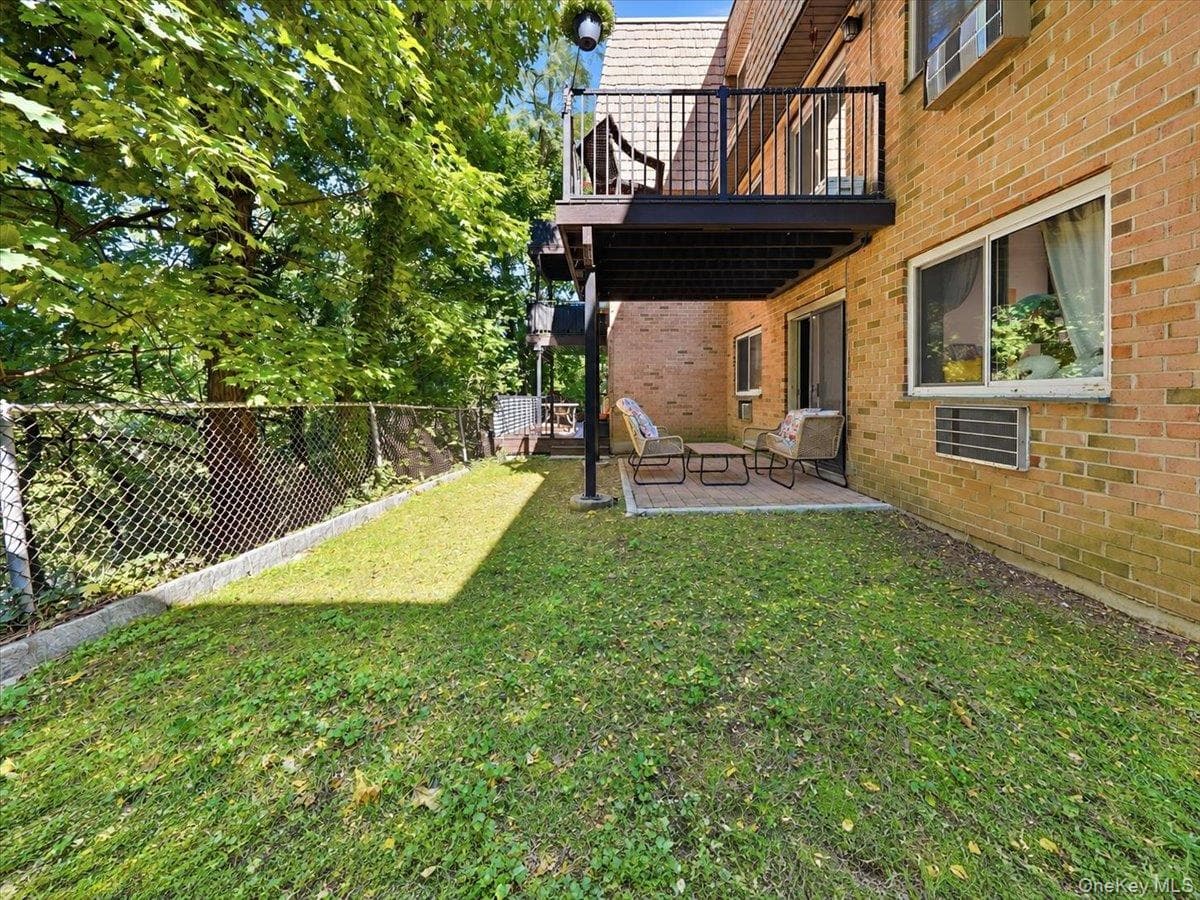 330 Central Park Avenue Unit: F12 thumbnail 31
