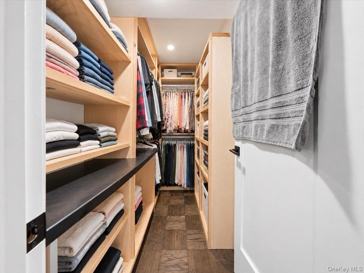 330 Central Park Avenue Unit: F12 thumbnail 12