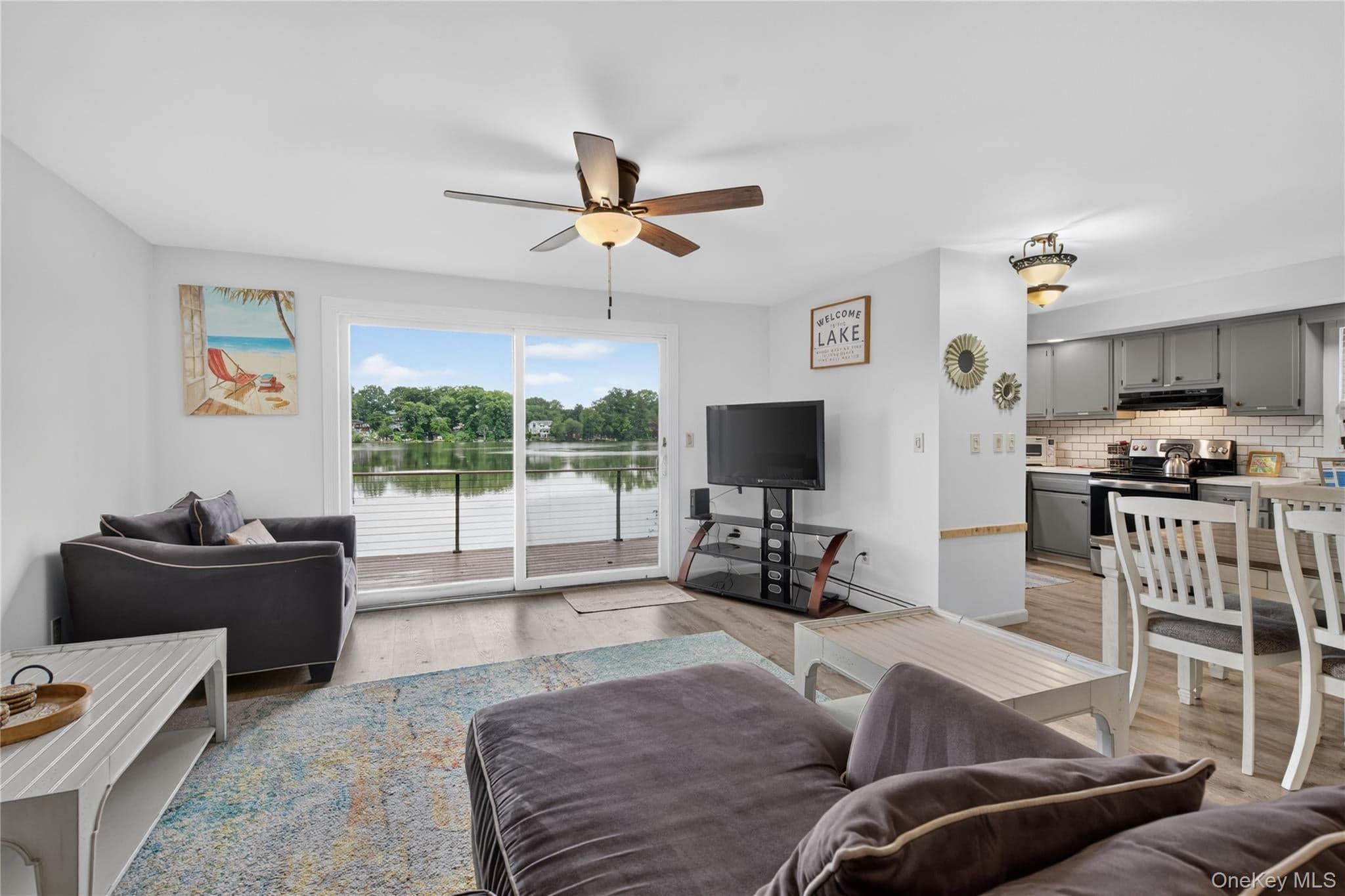 297 Lake Drive thumbnail 12
