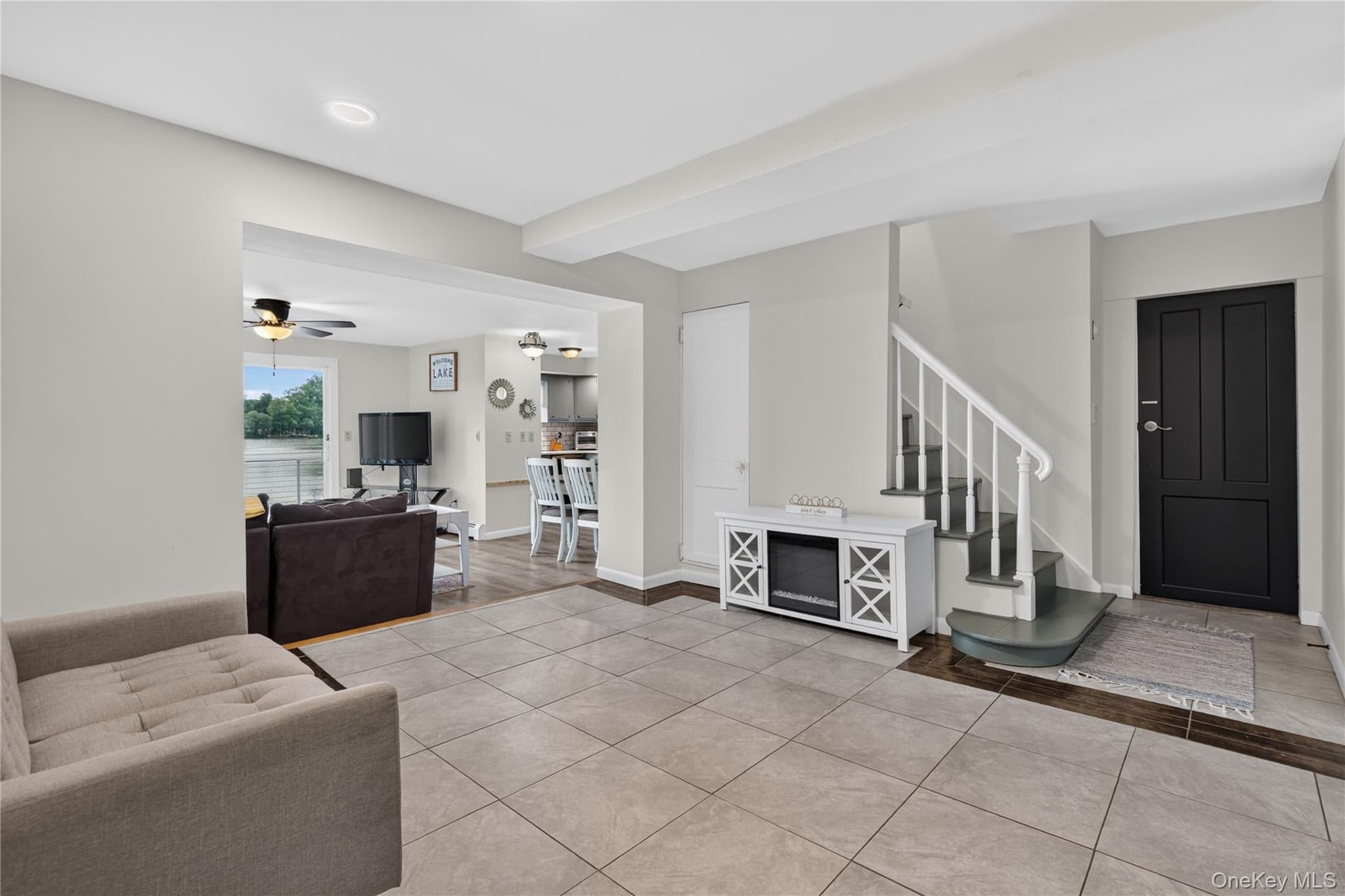 297 Lake Drive thumbnail 16