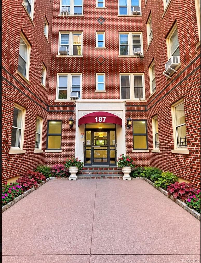 187 Pinehurst AVE Unit: 4G thumbnail 11