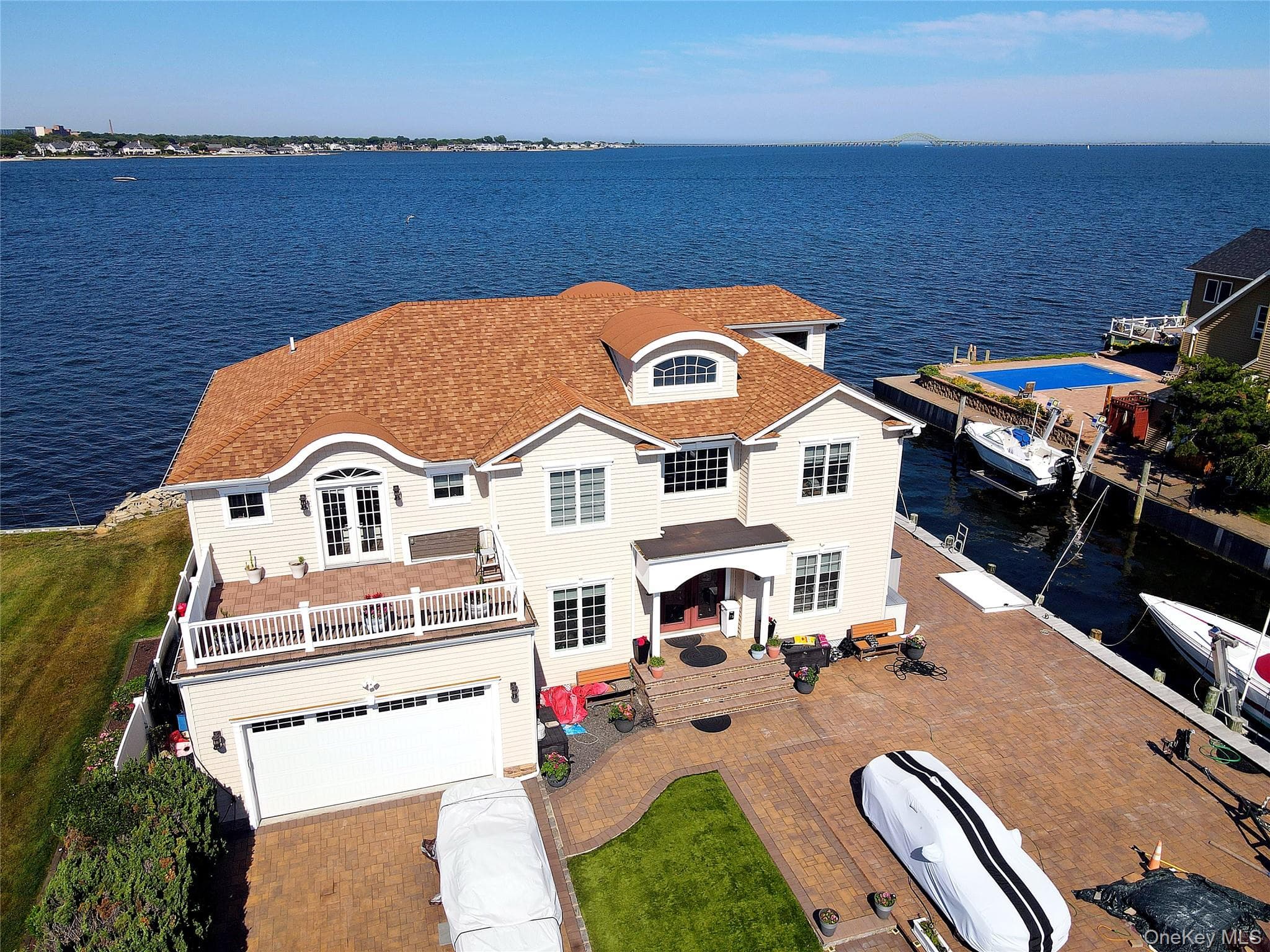 75 Yacht Club Road thumbnail 2