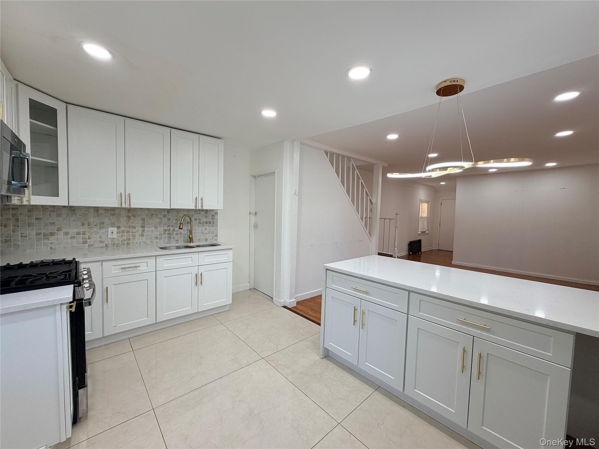 16414 81st Avenue thumbnail 4