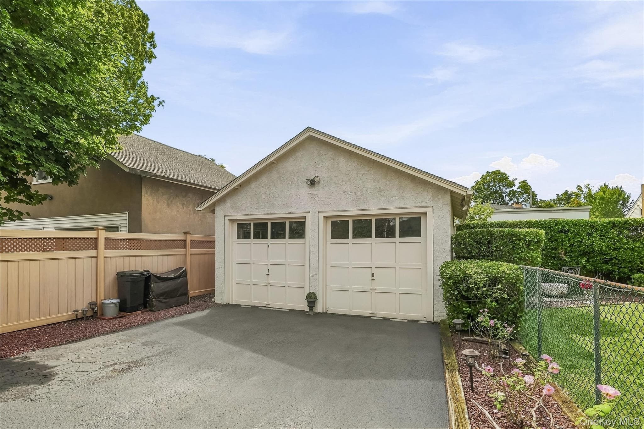 61 E Maple Avenue thumbnail 48