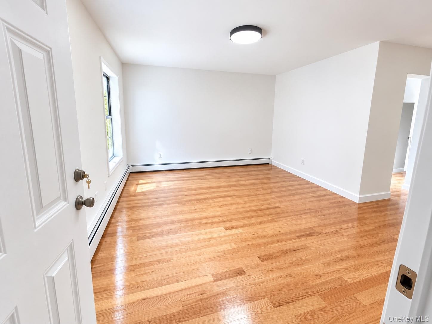 2105 Seward Avenue thumbnail 4