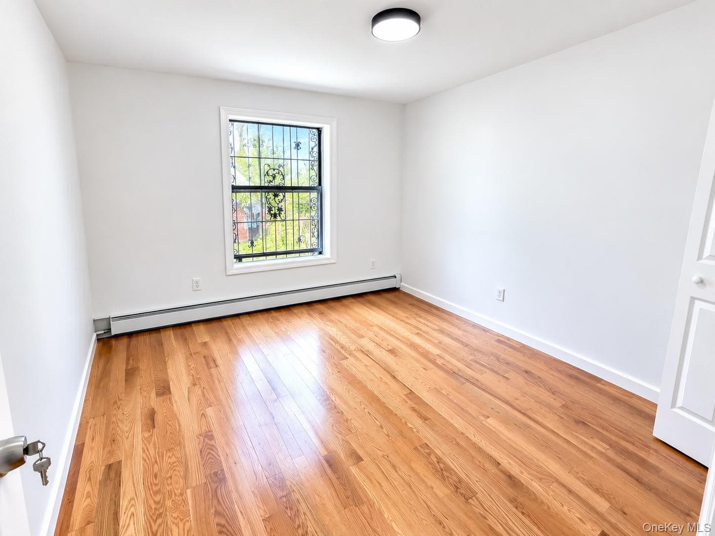 2105 Seward Avenue thumbnail 6