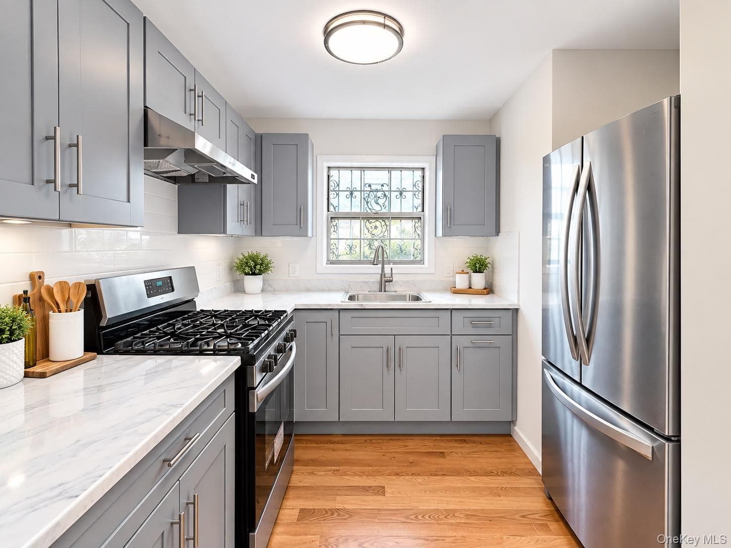 2105 Seward Avenue thumbnail 9