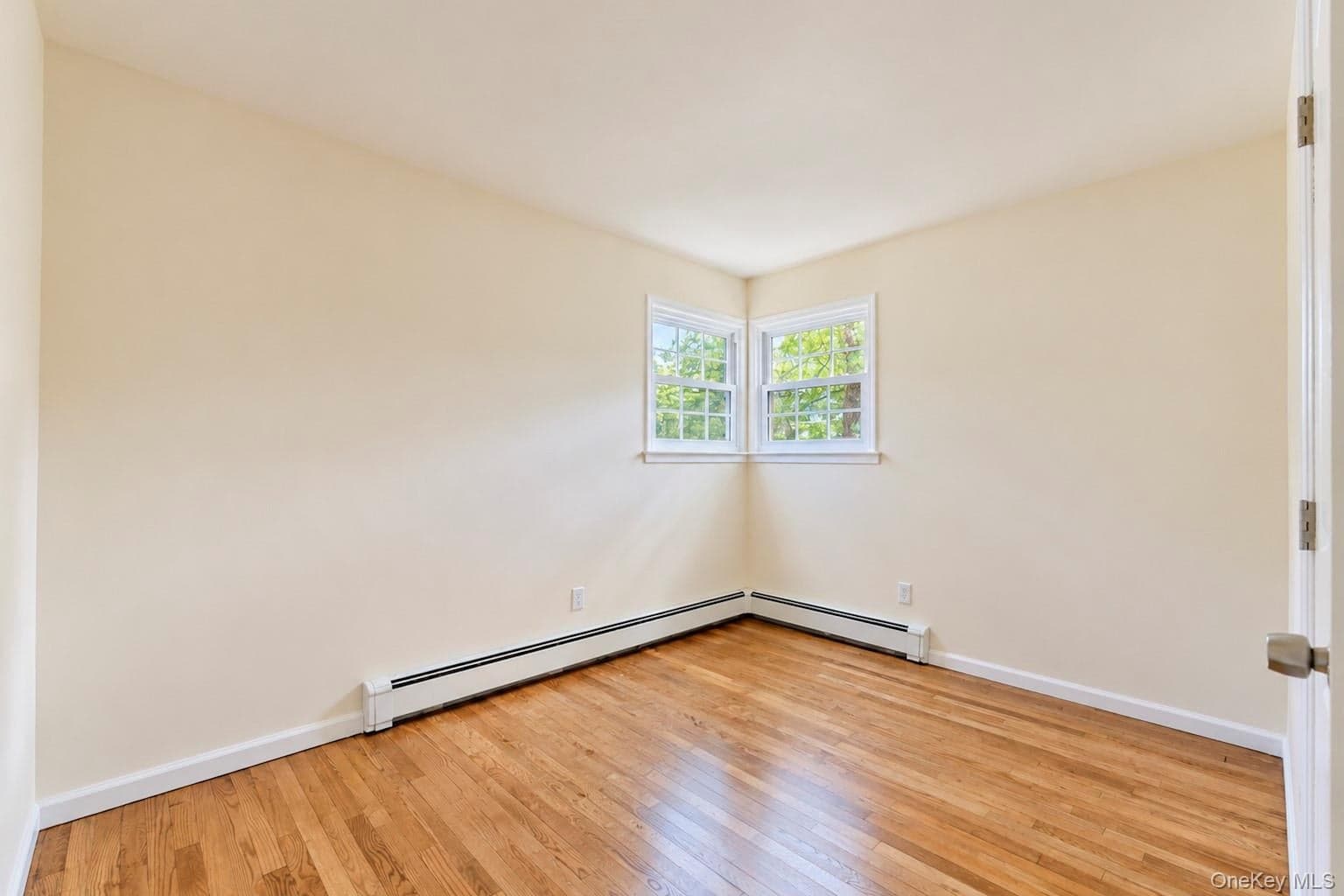 124 Officials Avenue thumbnail 31