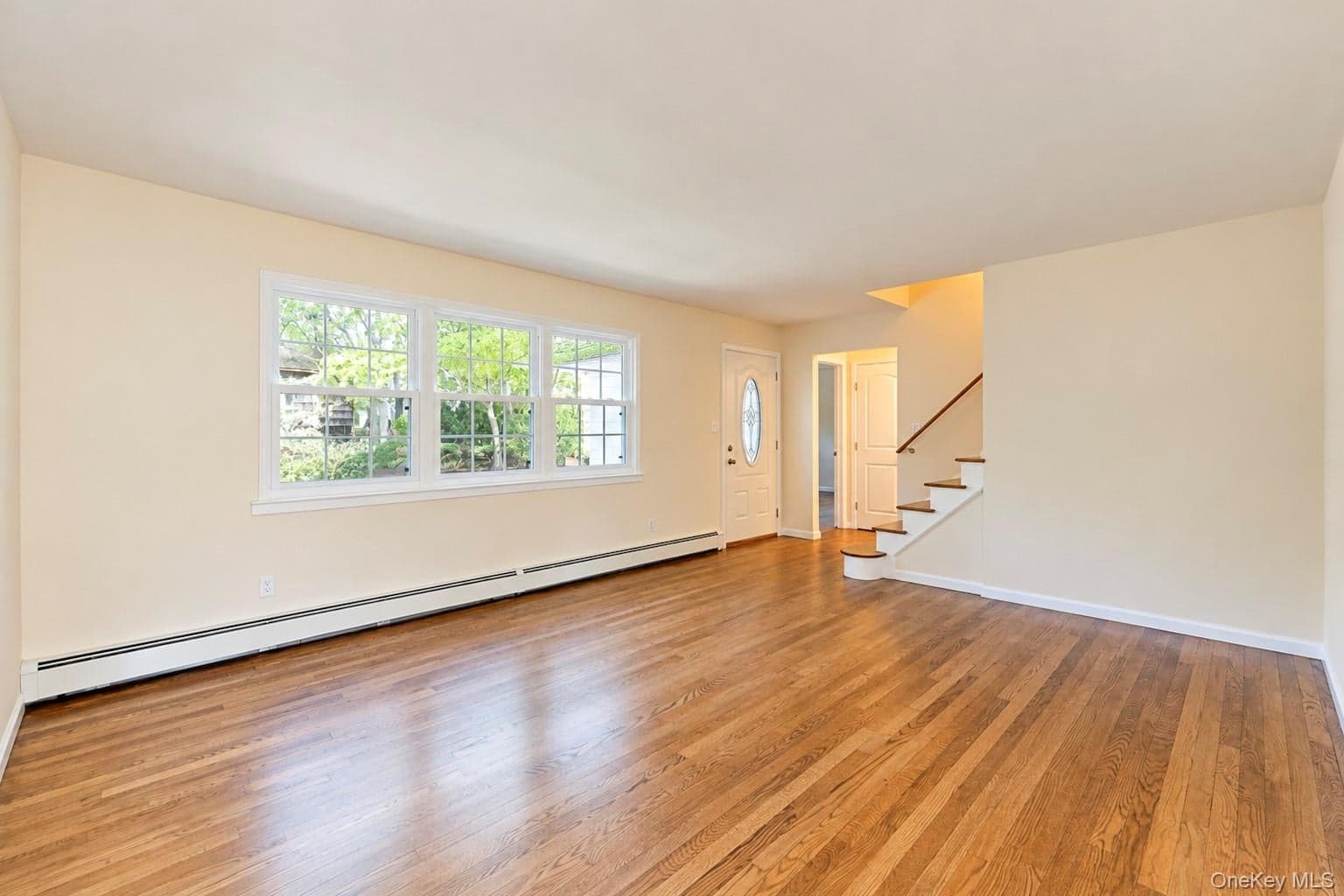 124 Officials Avenue thumbnail 15