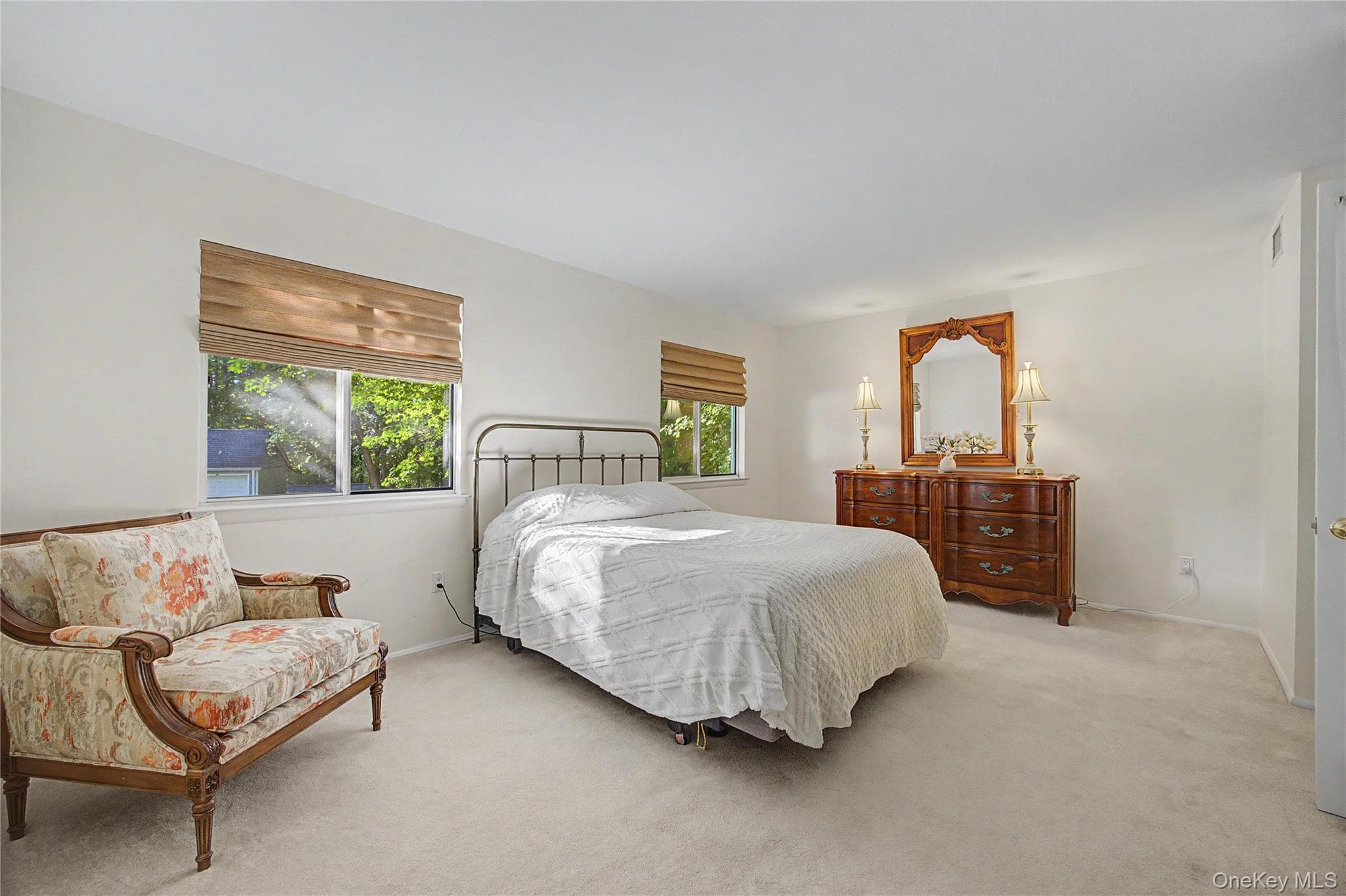 160 Carriage Court Unit: D thumbnail 13