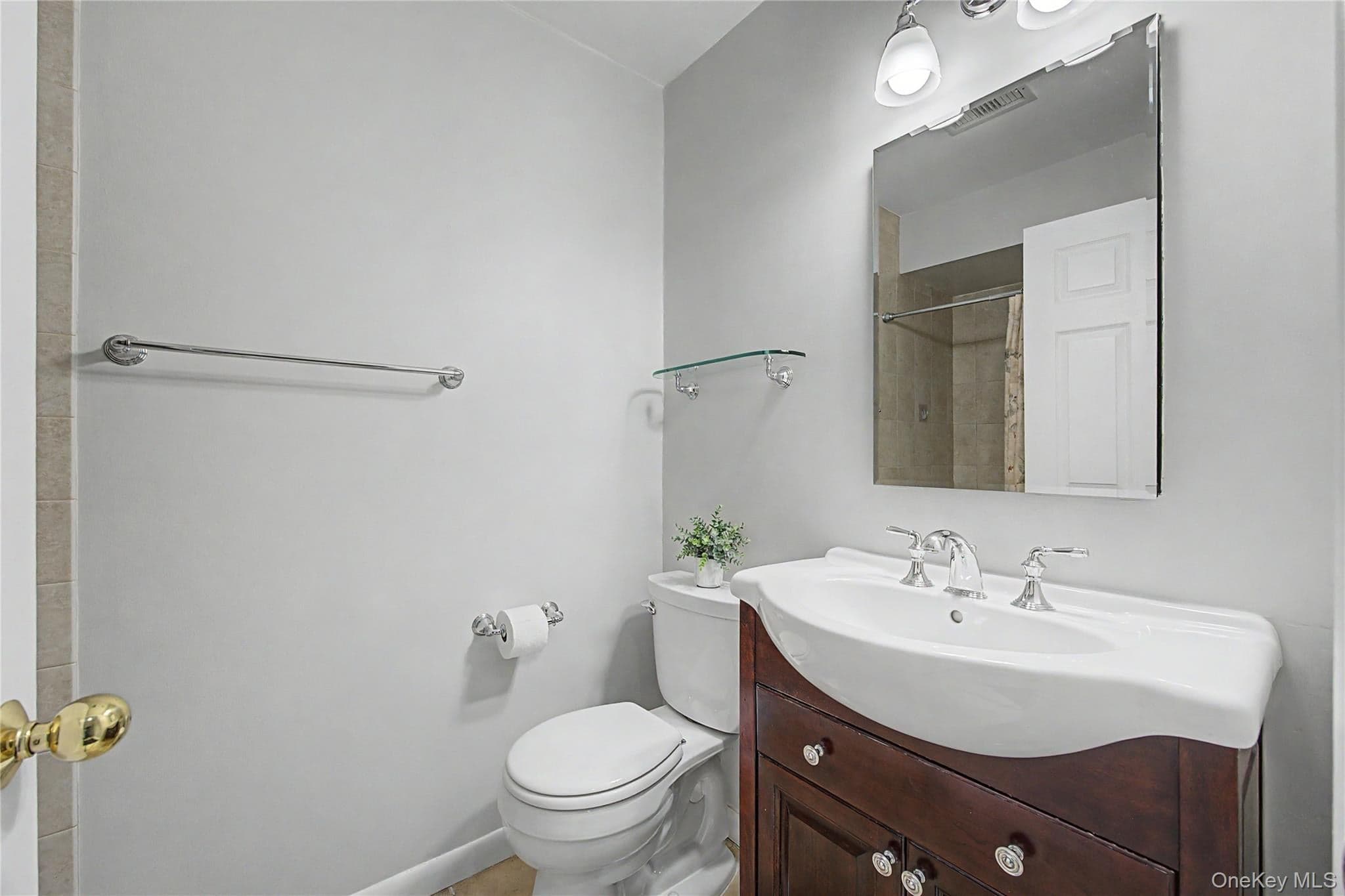 160 Carriage Court Unit: D thumbnail 15