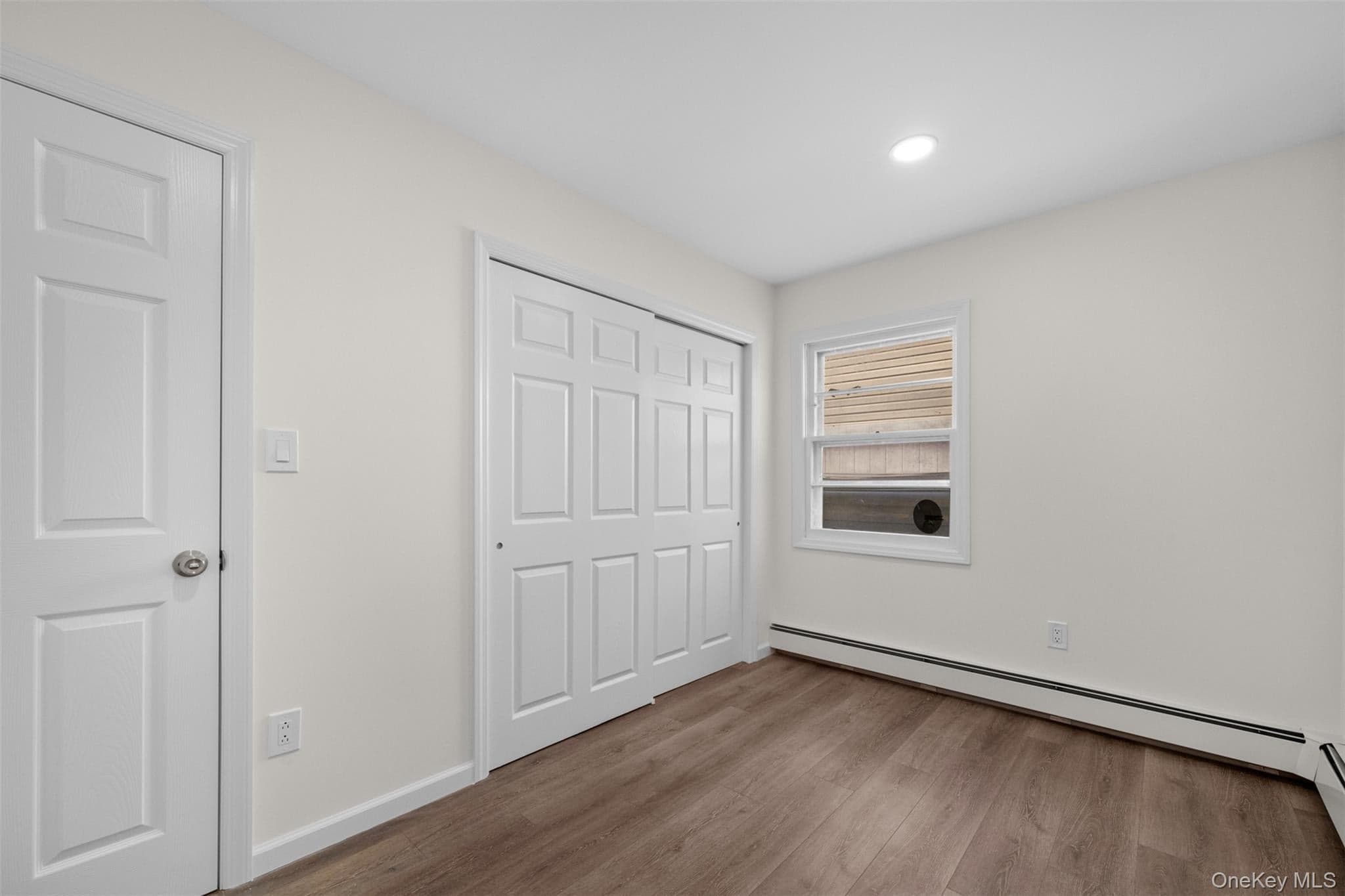 22 Lowland Road, Levittown