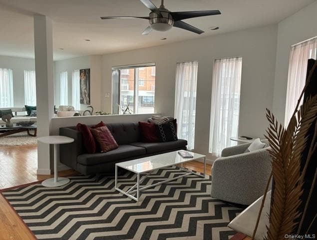 17 New York Avenue Unit: House thumbnail 7