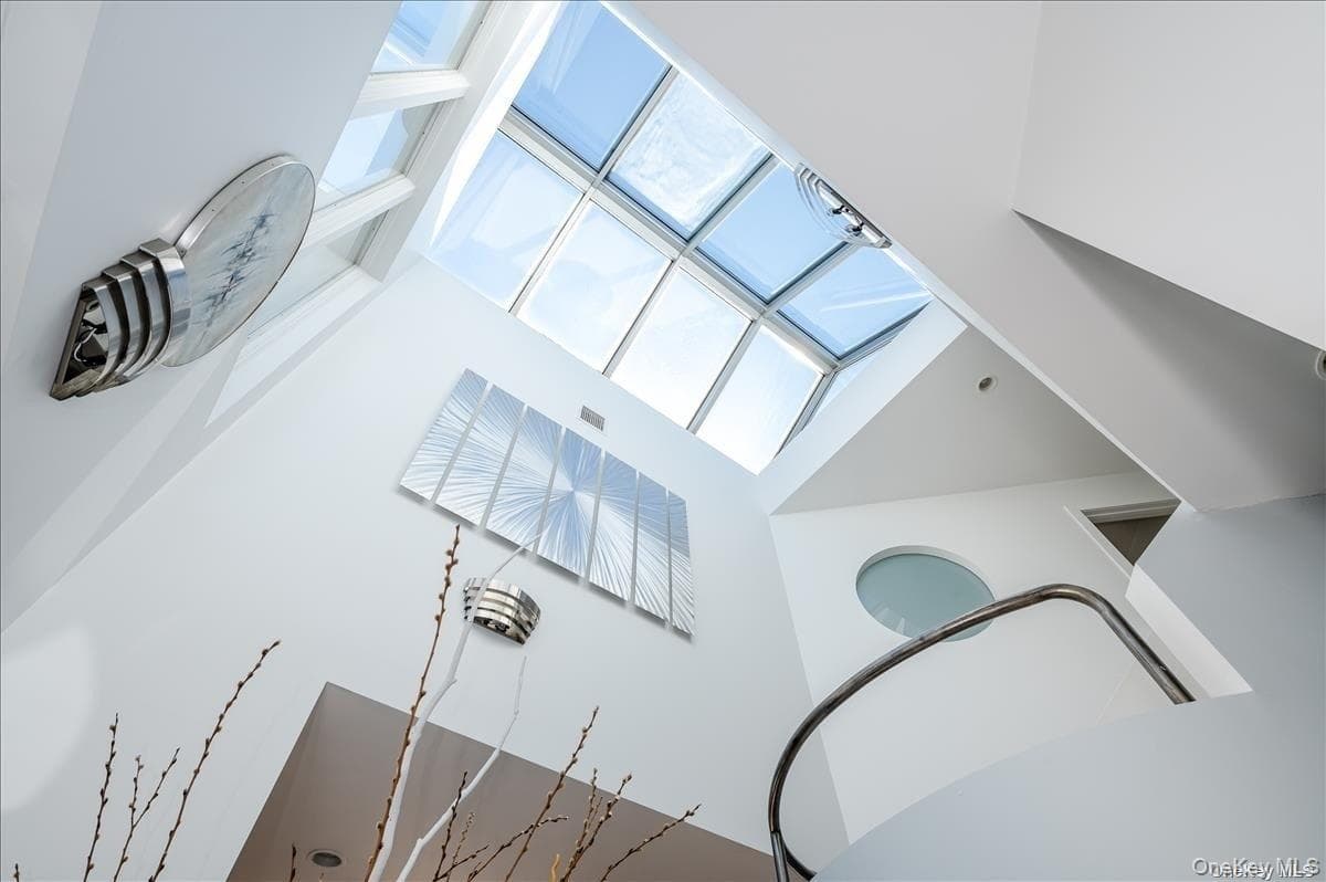17 New York Avenue Unit: House thumbnail 17