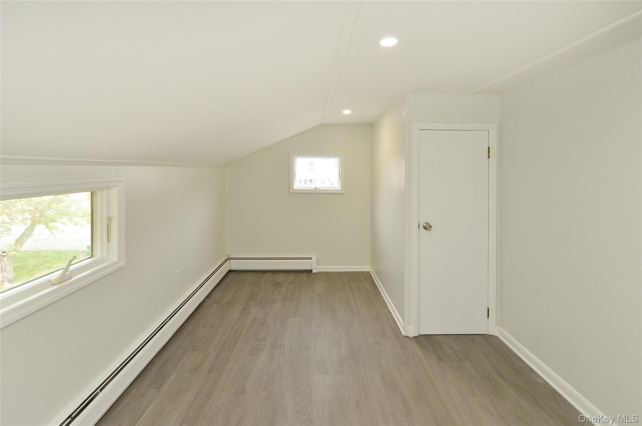7 Pioneer Avenue thumbnail 18