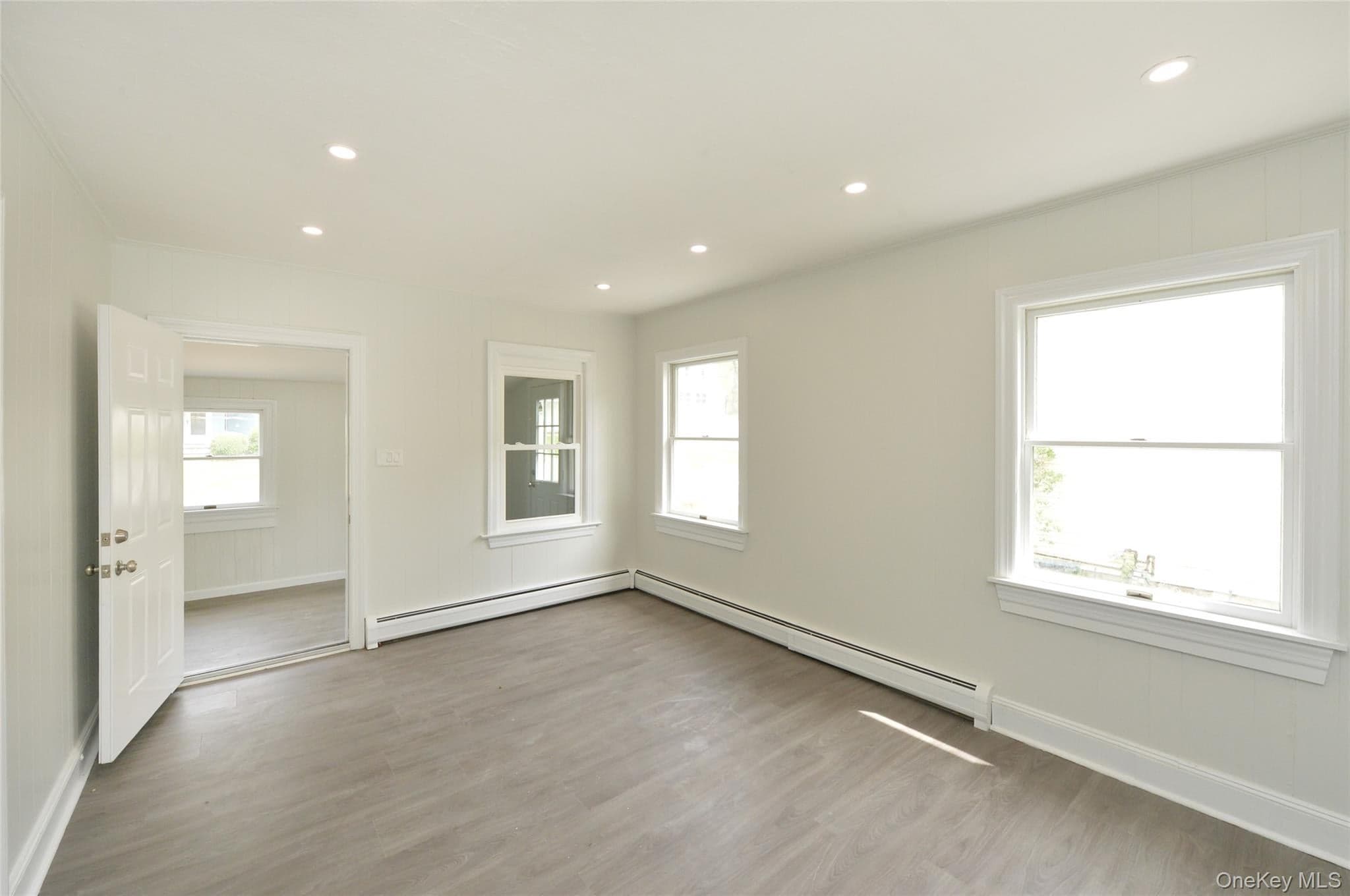 7 Pioneer Avenue thumbnail 9