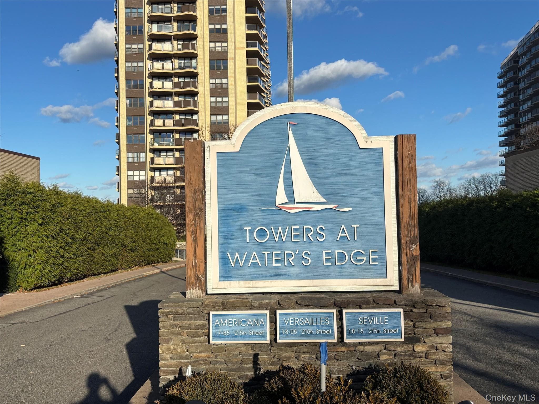 17-85 215th Street Unit: 15M, Bayside