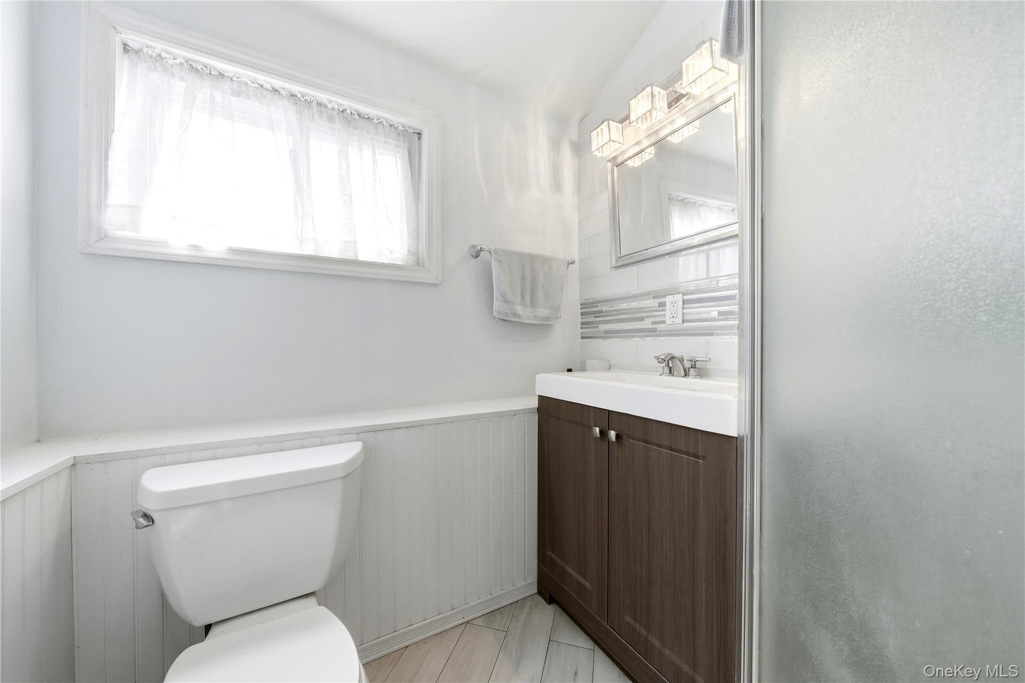 245 Seaford Avenue thumbnail 25