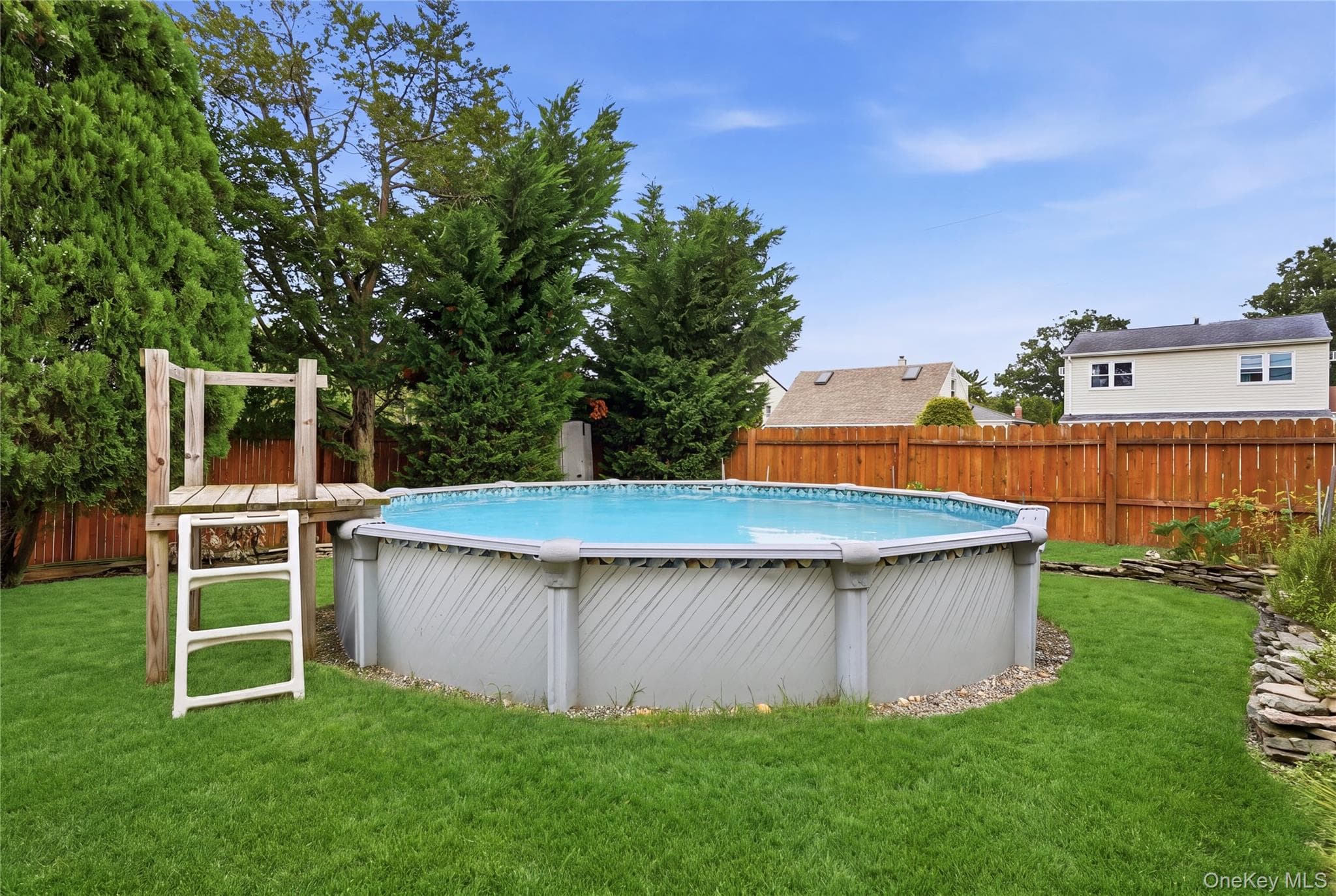 245 Seaford Avenue thumbnail 30