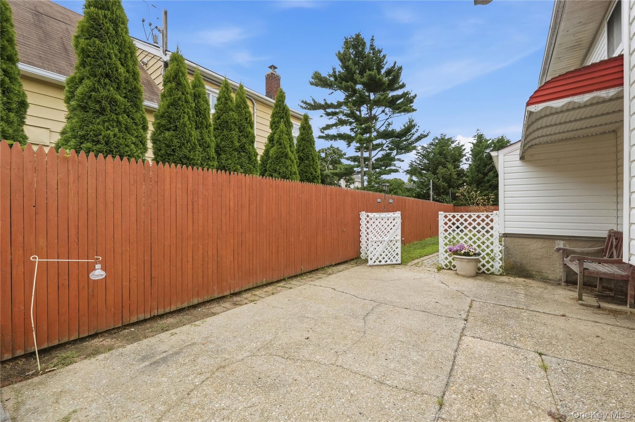 245 Seaford Avenue thumbnail 33
