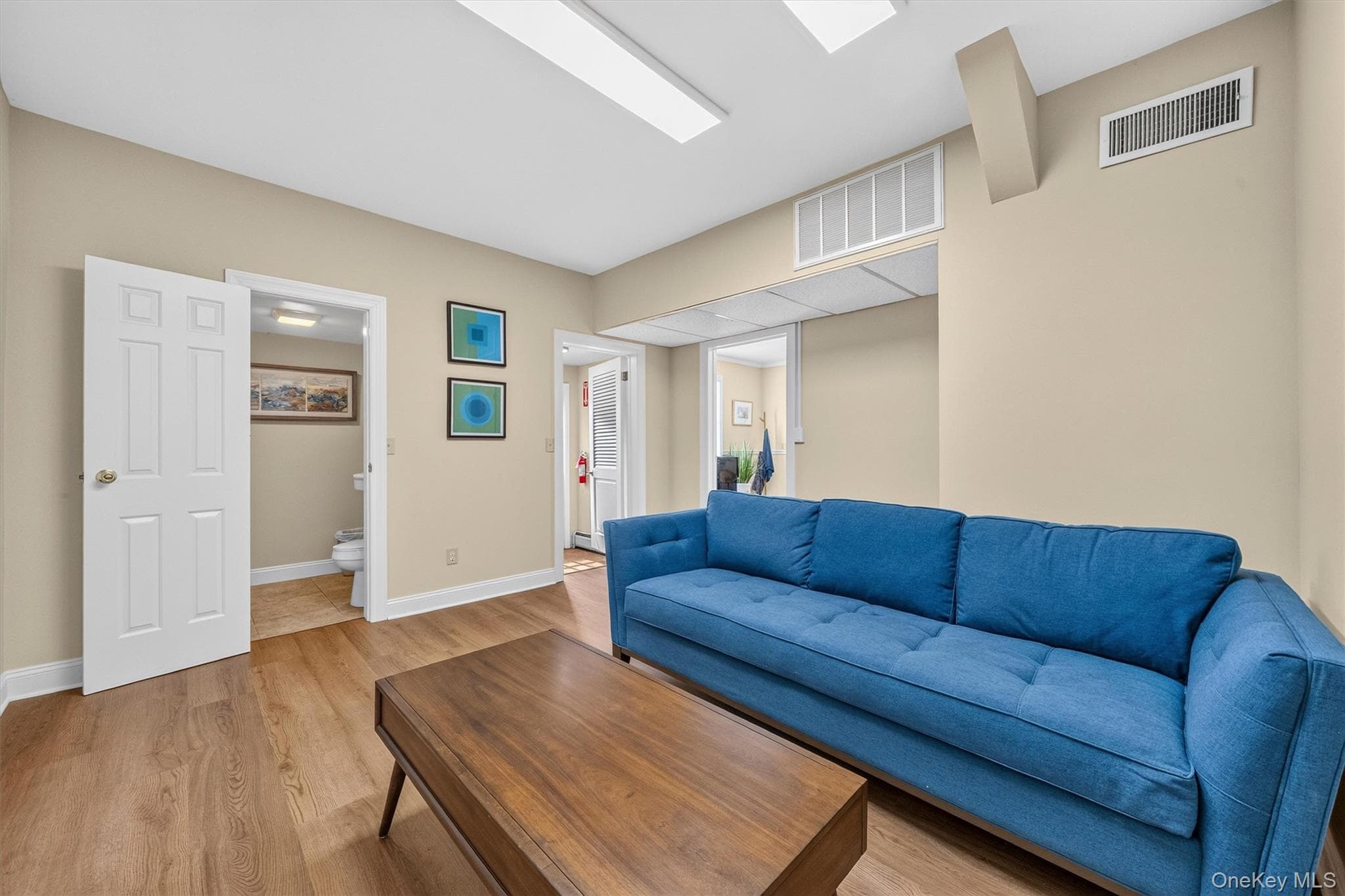 12 Scotchtown Avenue thumbnail 15