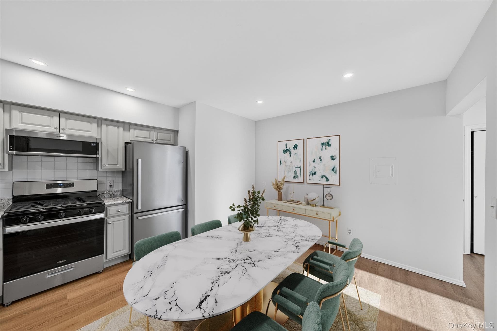 12 Scotchtown Avenue thumbnail 39