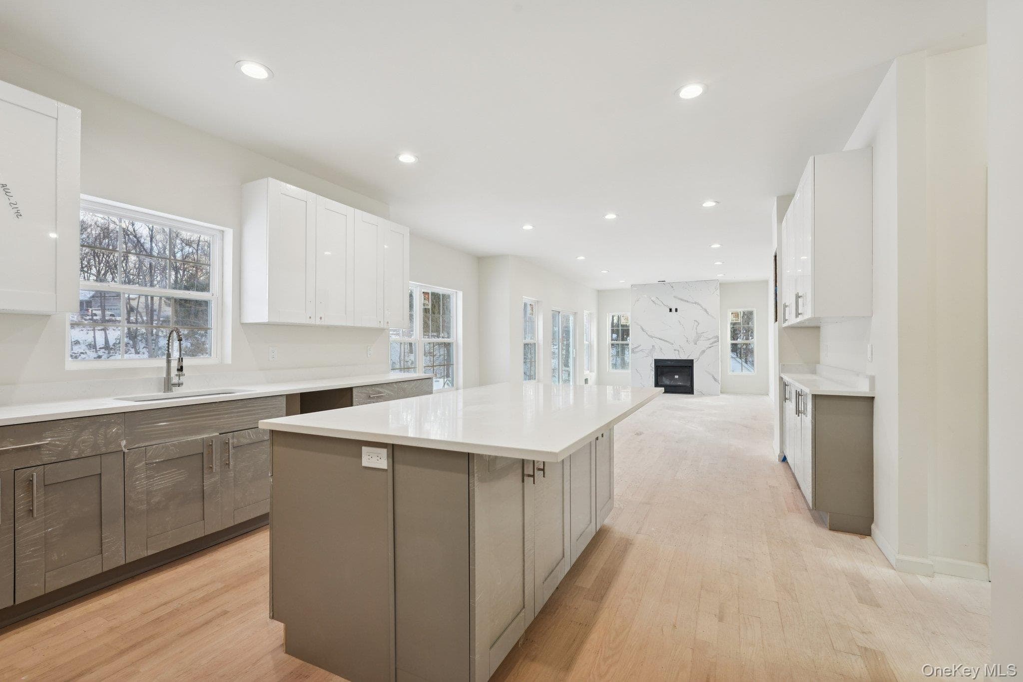 14 Vargas (aka 70 Jessup Ln) Circle thumbnail 10
