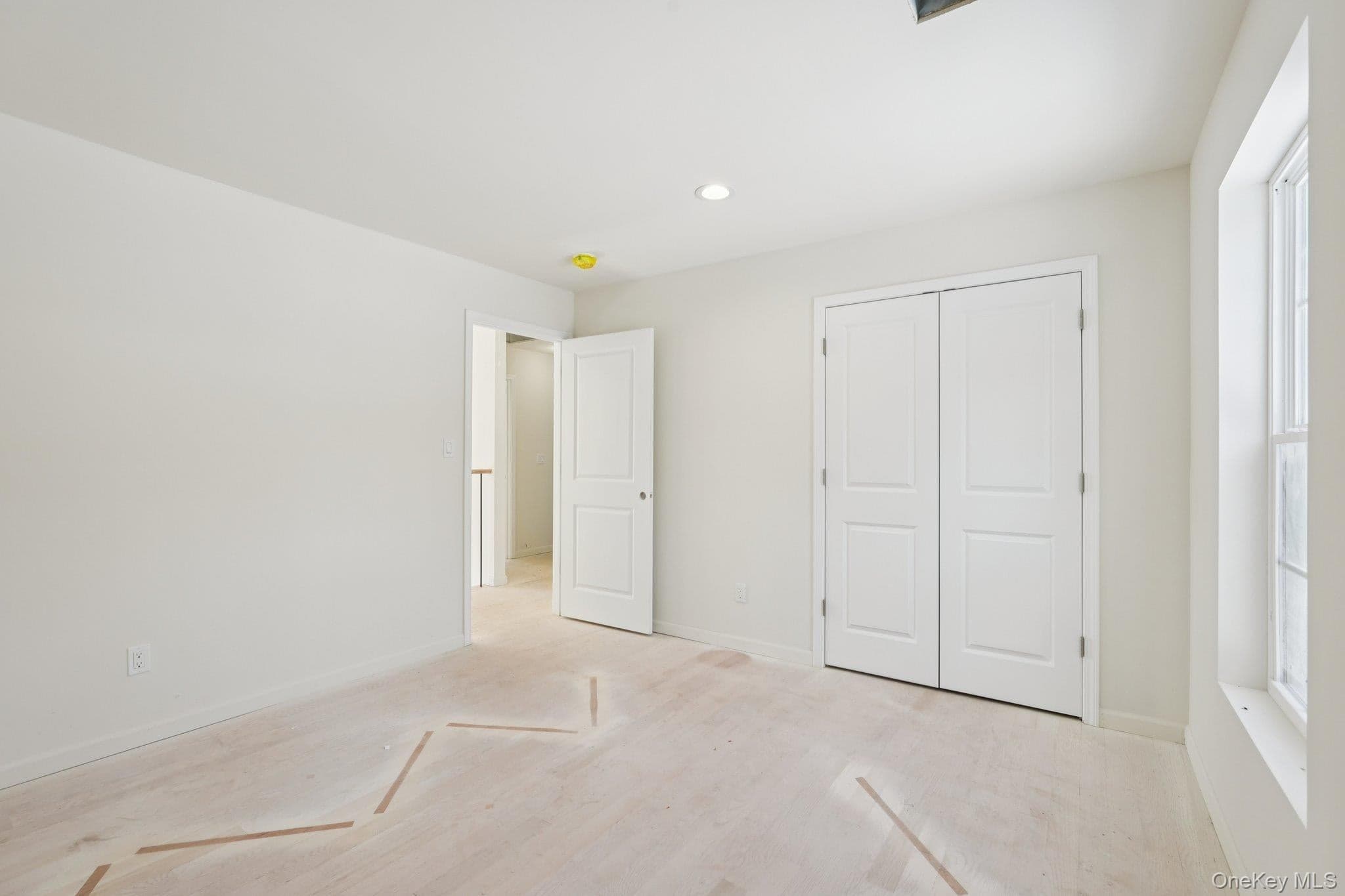 14 Vargas (aka 70 Jessup Ln) Circle thumbnail 31