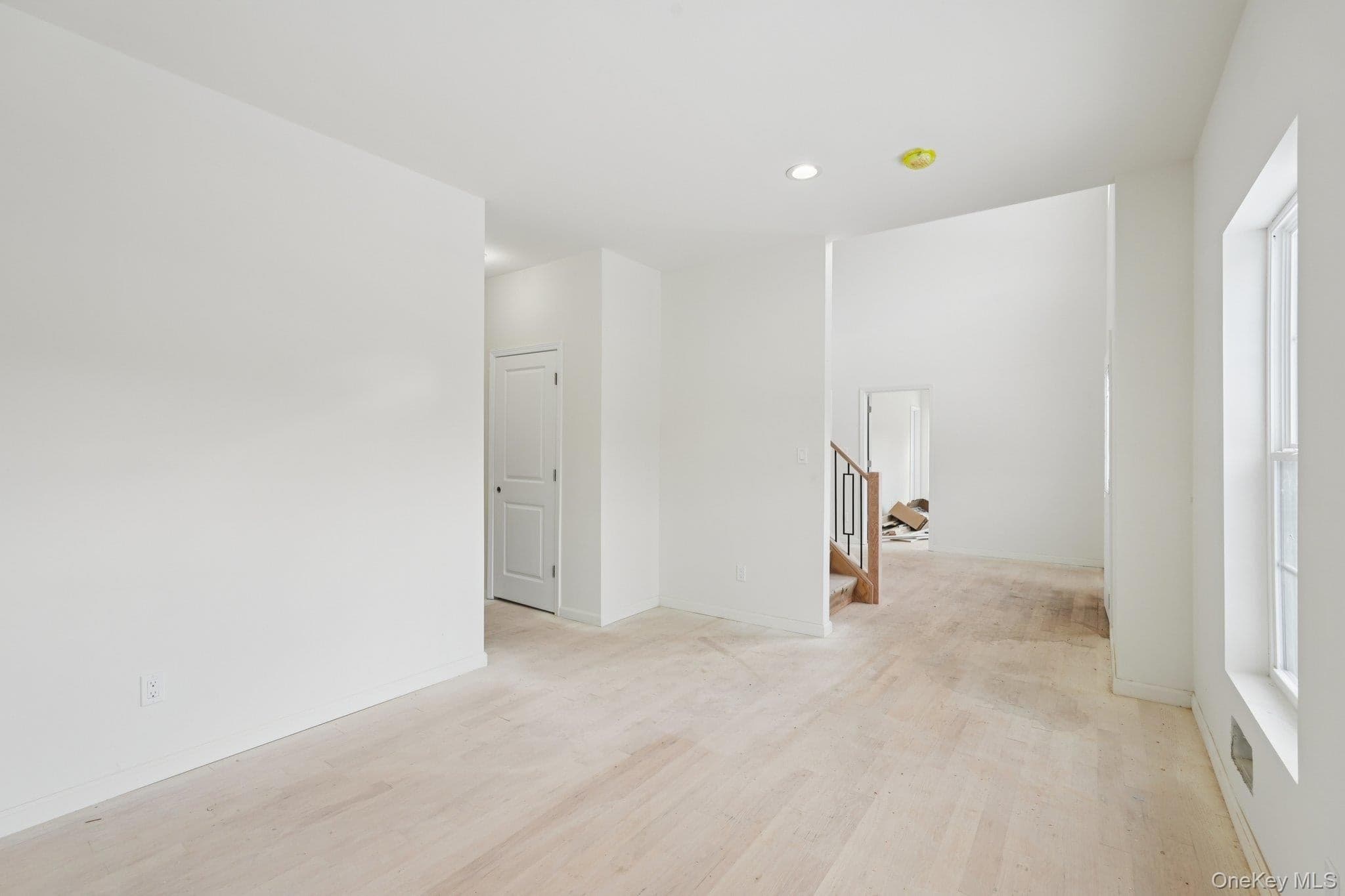 14 Vargas (aka 70 Jessup Ln) Circle thumbnail 15