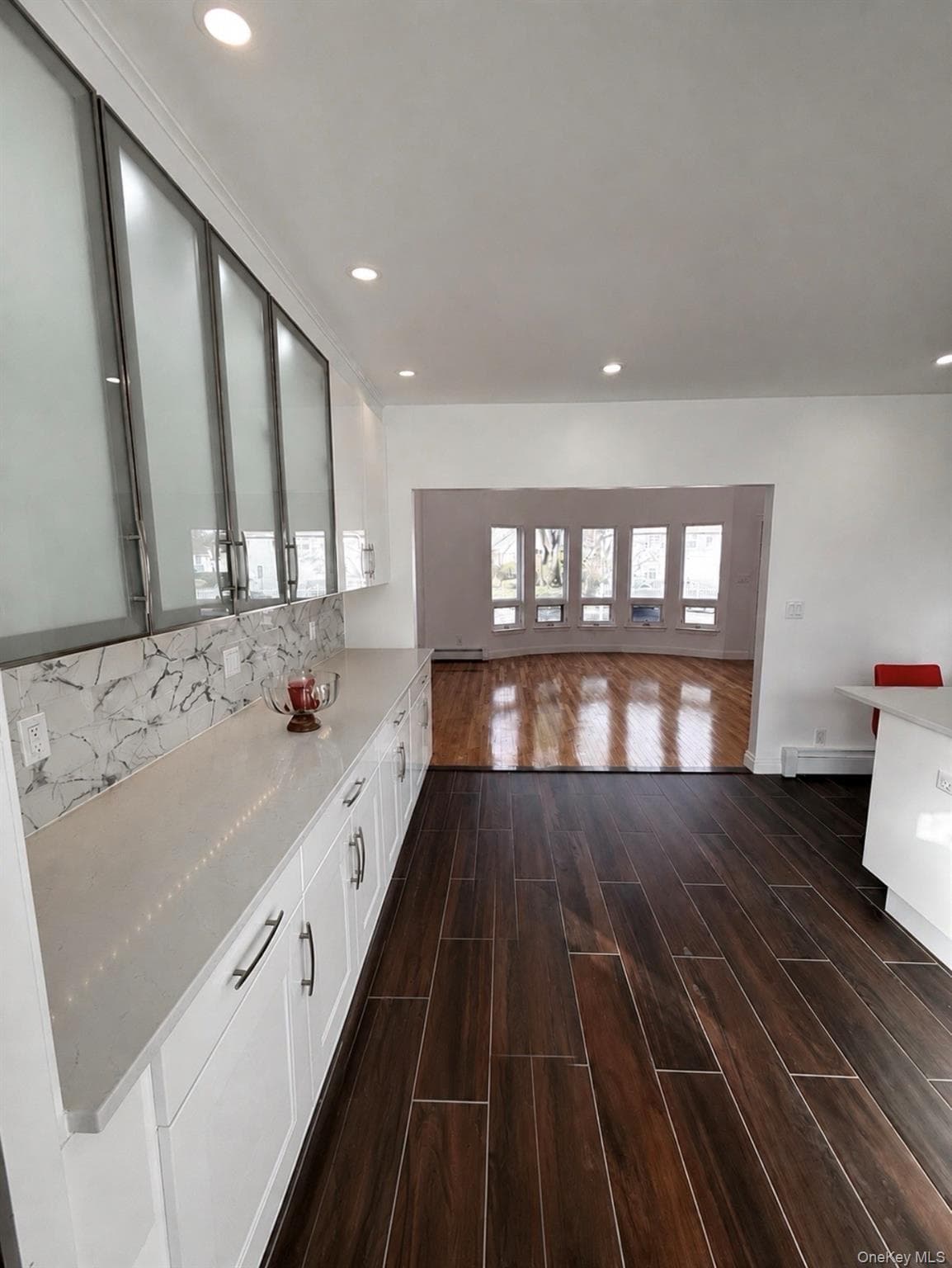 186 E Pennywood Avenue thumbnail 9