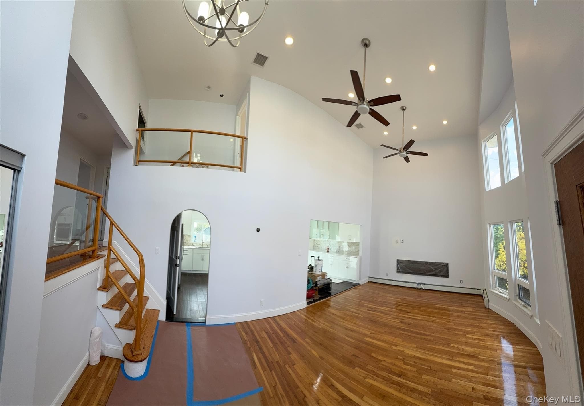 186 E Pennywood Avenue thumbnail 4