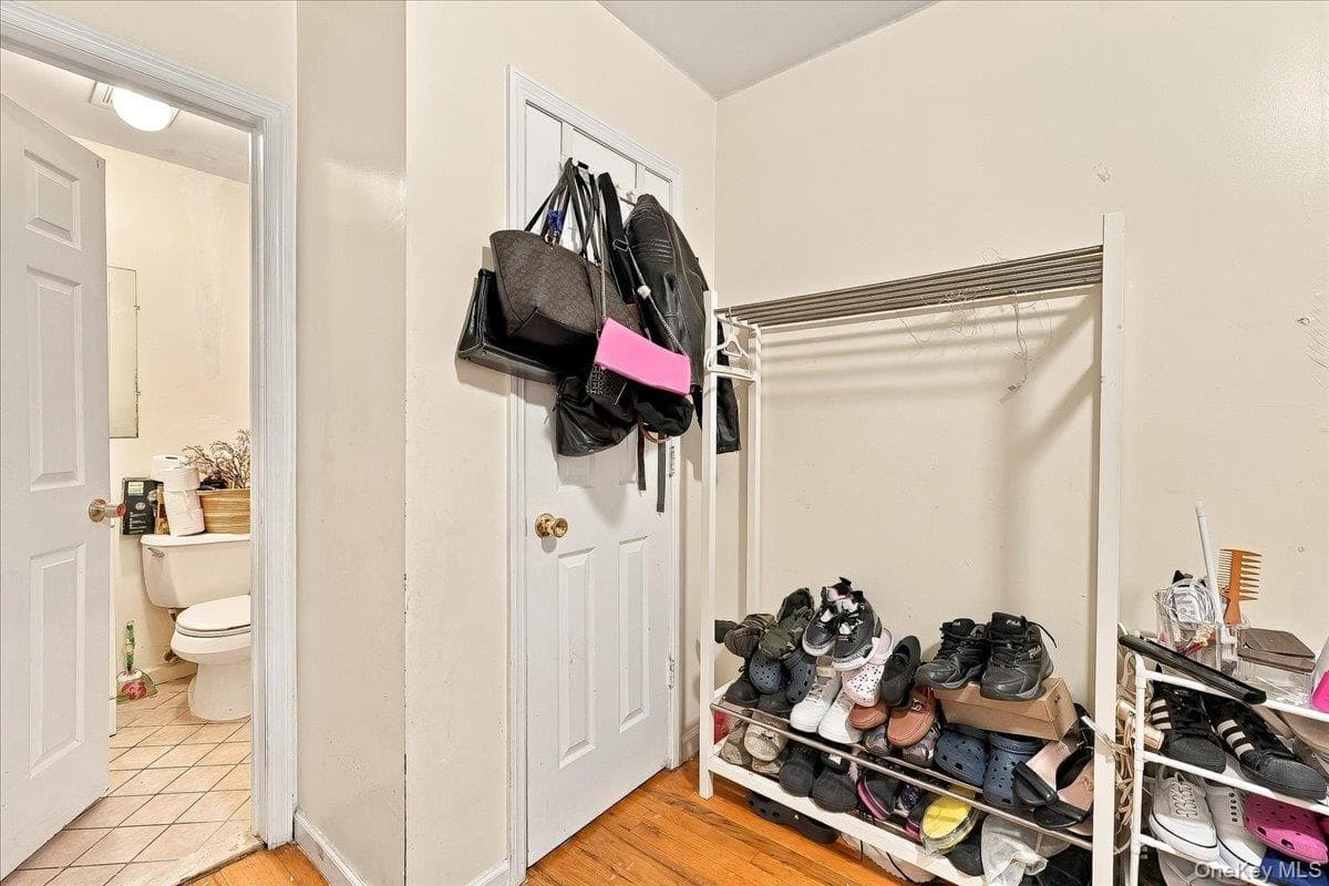 1174 Union Avenue thumbnail 6
