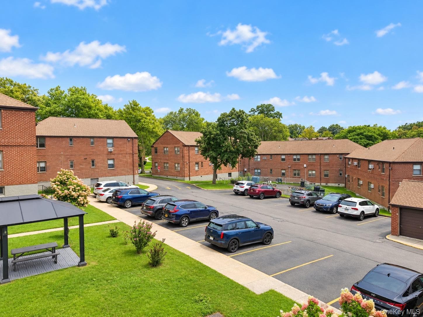 57-48 246th Crescent Unit: C8 thumbnail 9