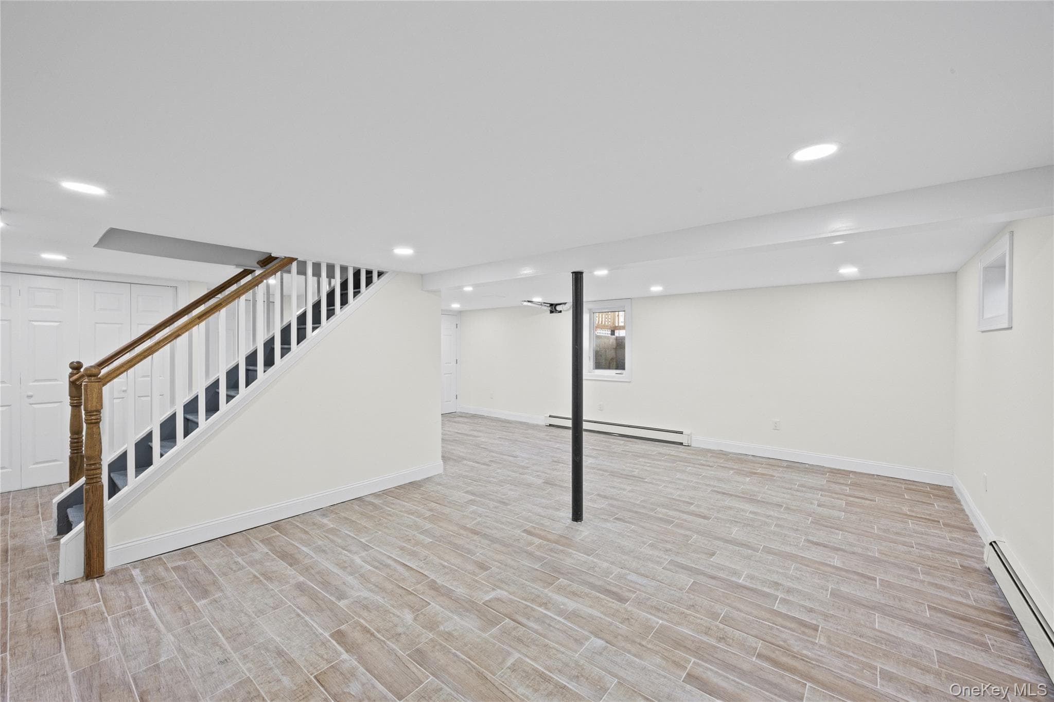 843 Jerusalem Avenue thumbnail 33