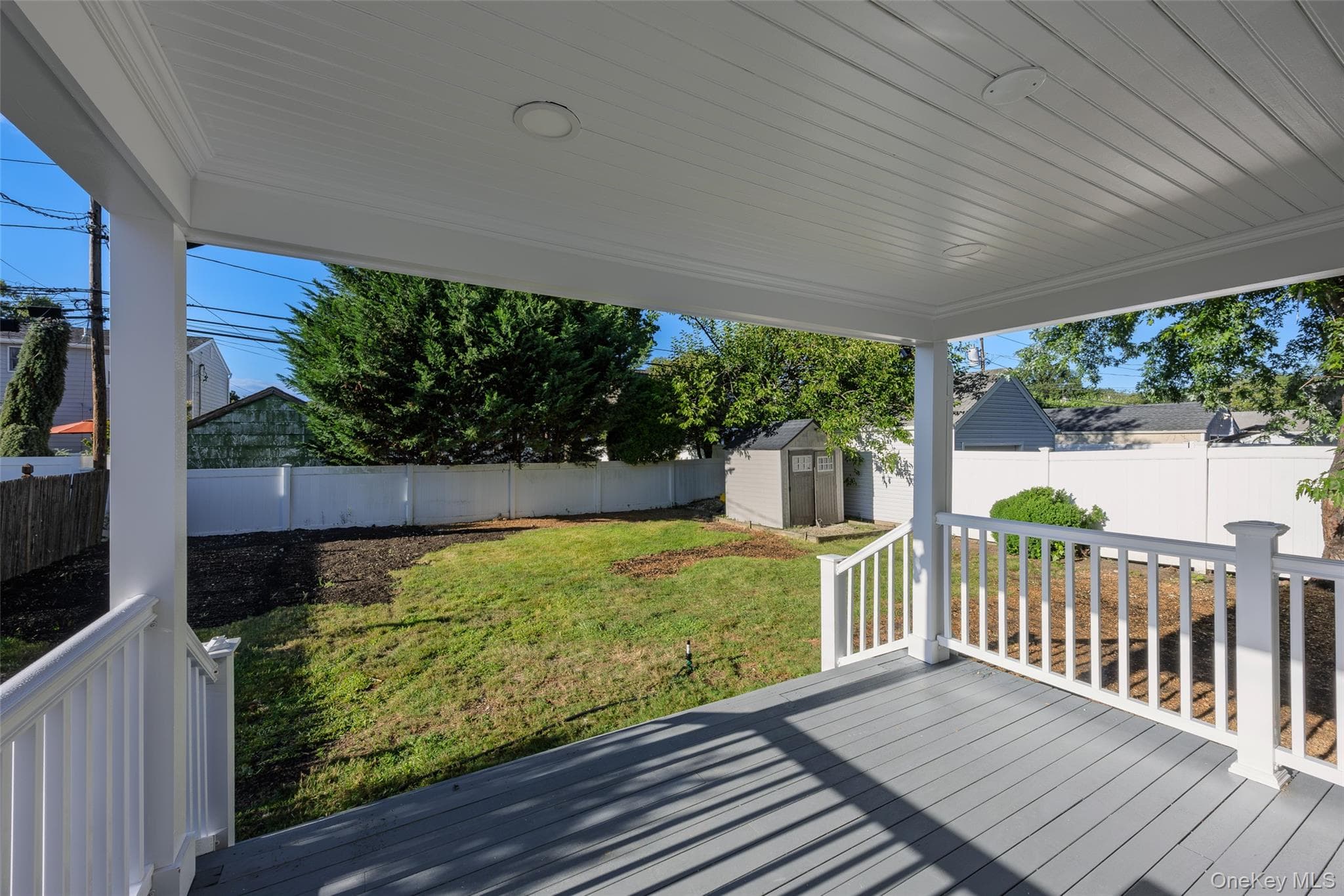 843 Jerusalem Avenue thumbnail 23