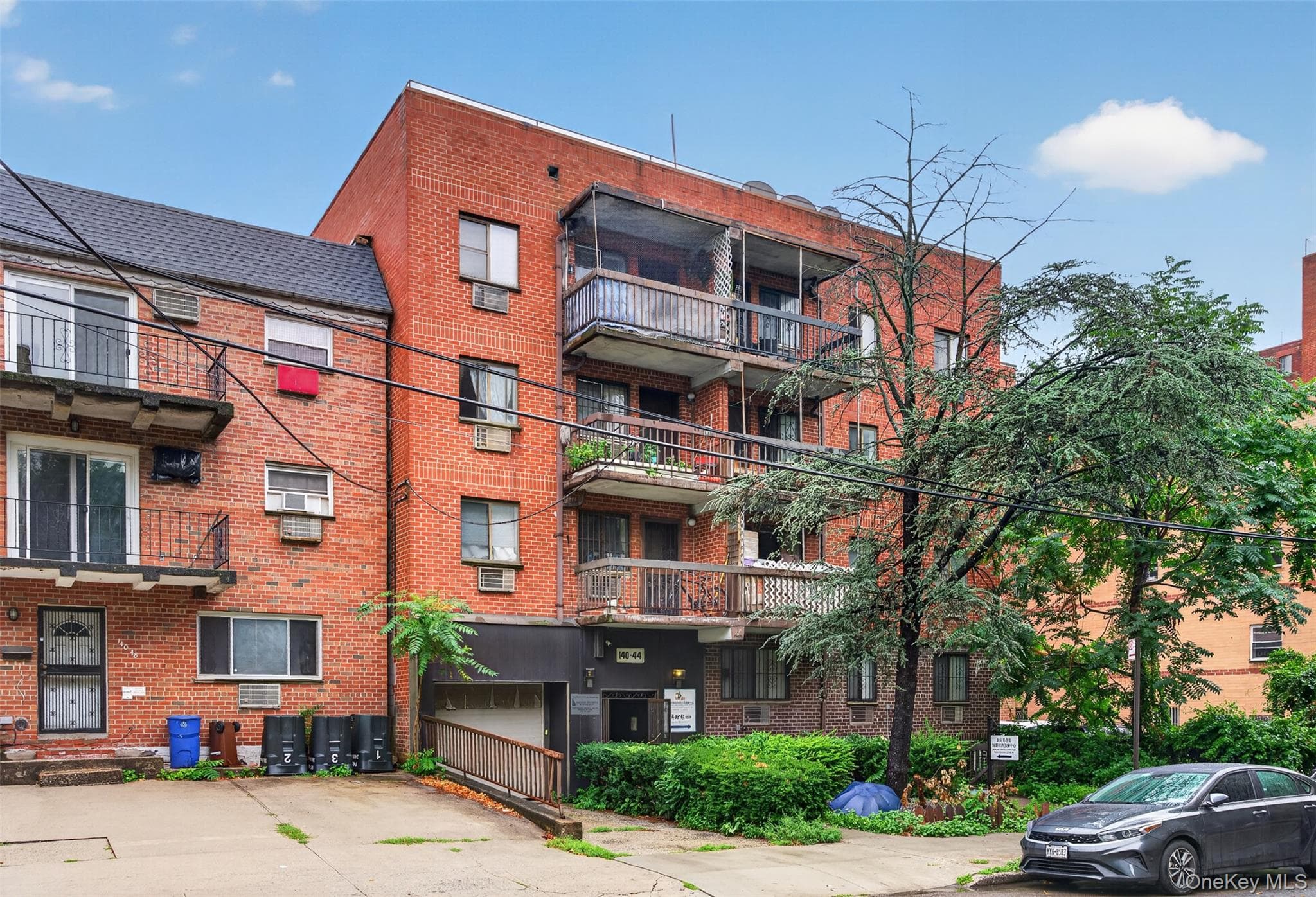 140-44 34th Avenue Unit: 2C, Flushing