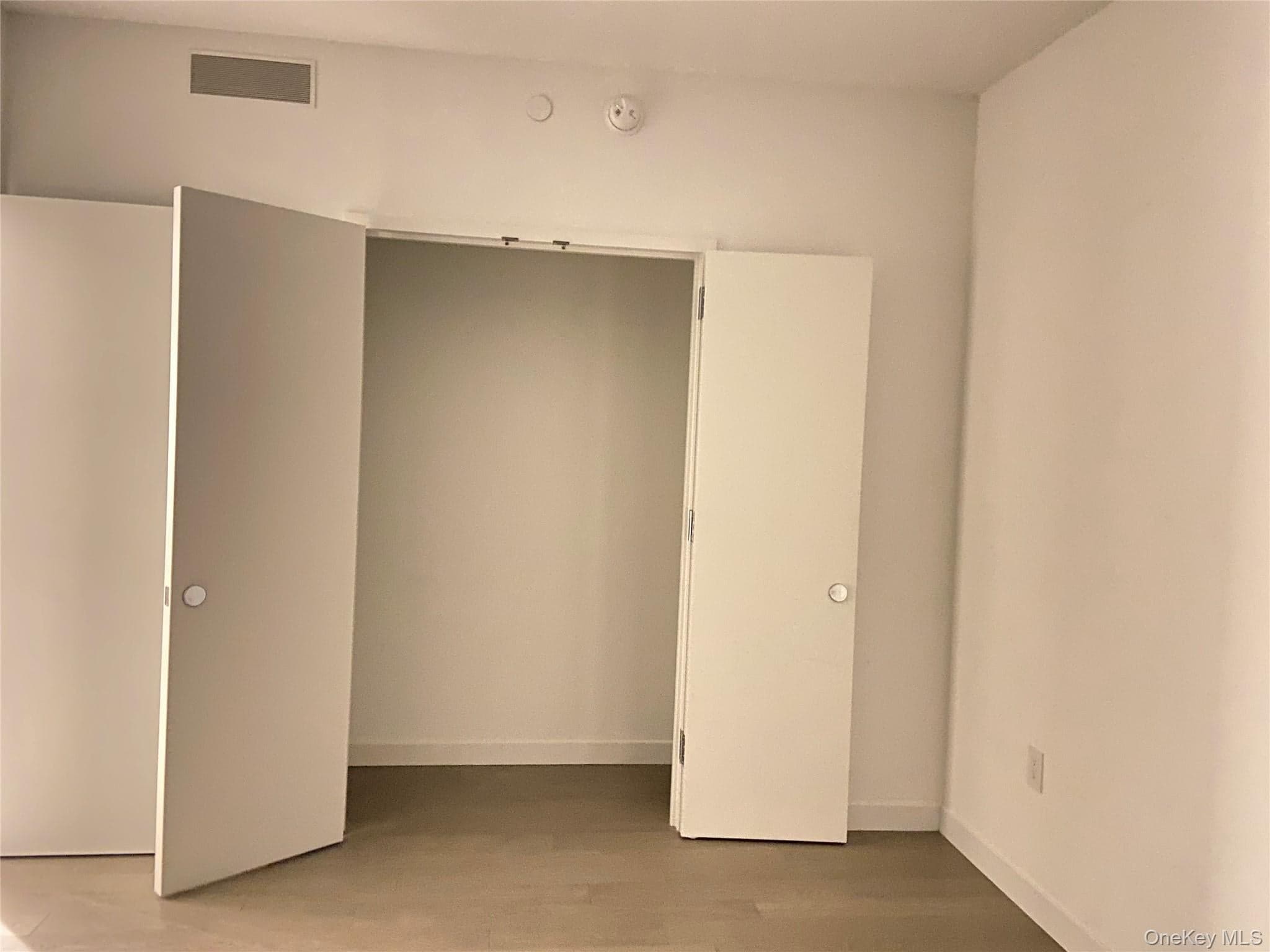 252 South Street Unit: 12G thumbnail 26