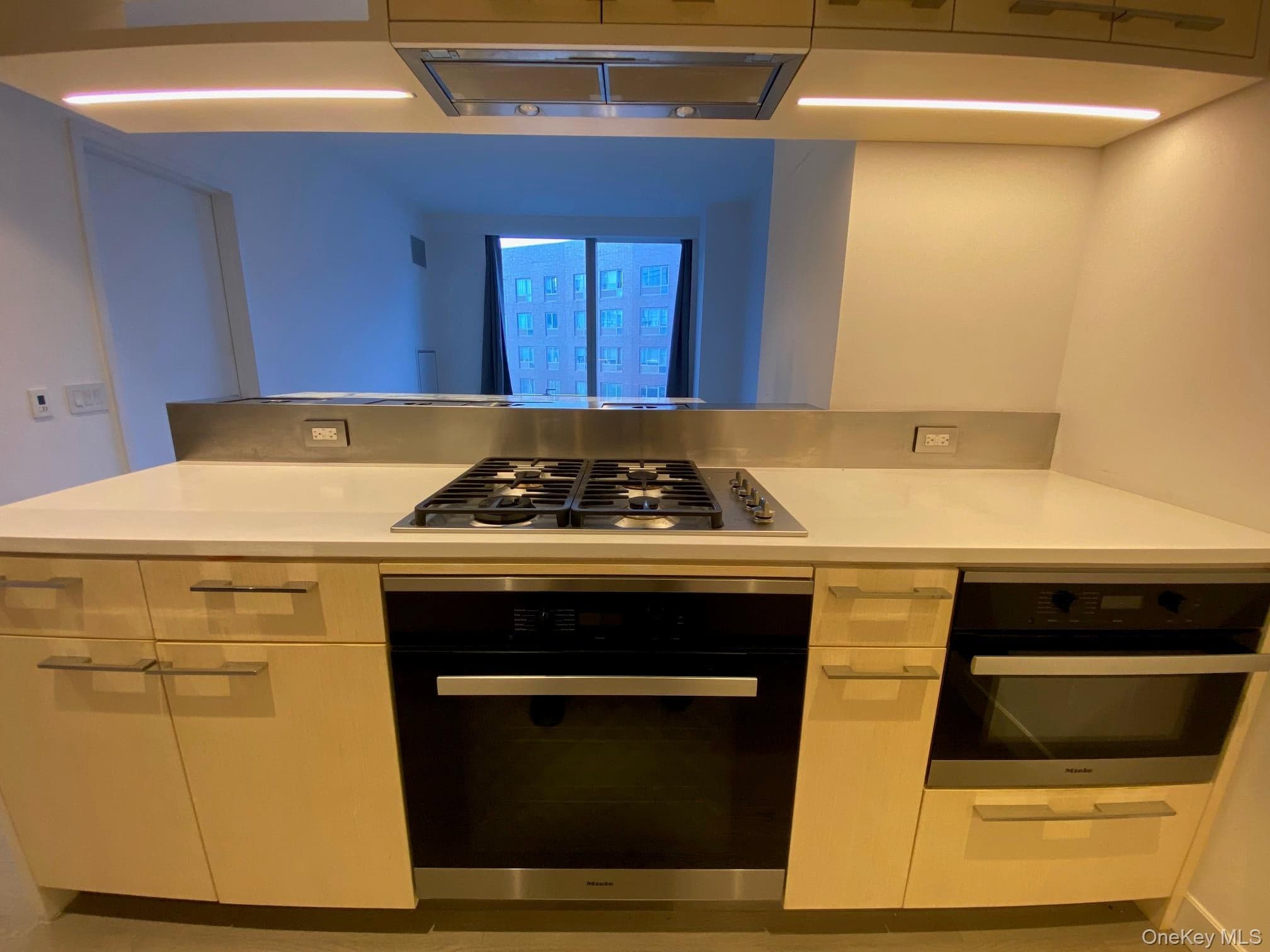 252 South Street Unit: 12G thumbnail 31