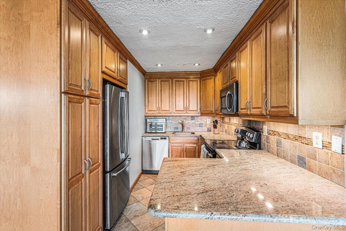 162-10 Powells Cove Boulevard Unit: 7D thumbnail 8
