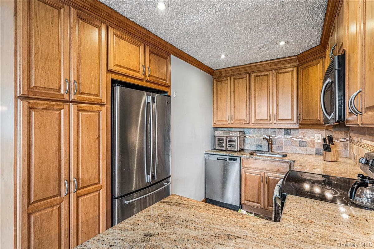 162-10 Powells Cove Boulevard Unit: 7D thumbnail 9