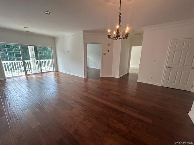1115 Saratoga Lane thumbnail 8