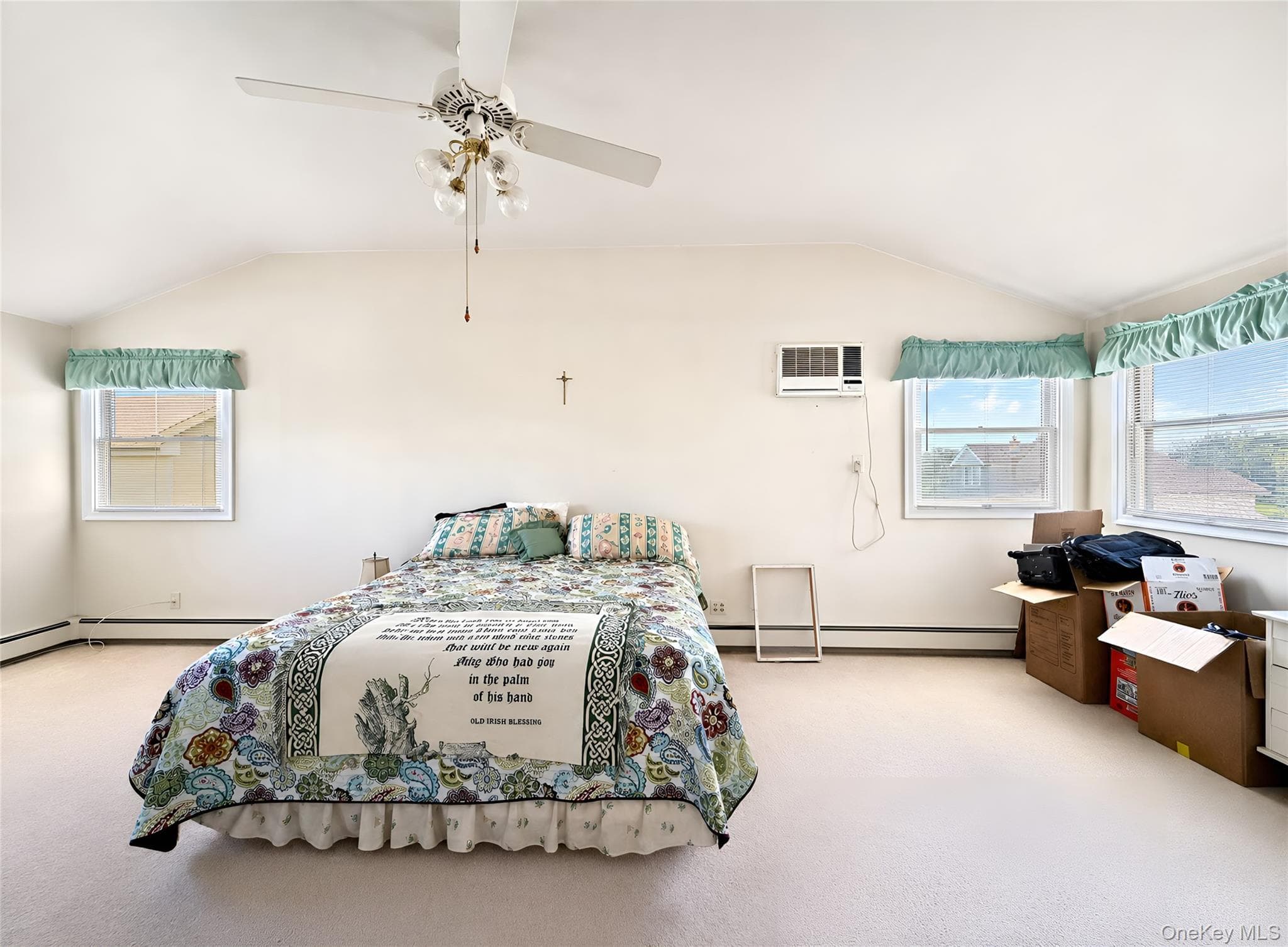 78 Gates Avenue thumbnail 16