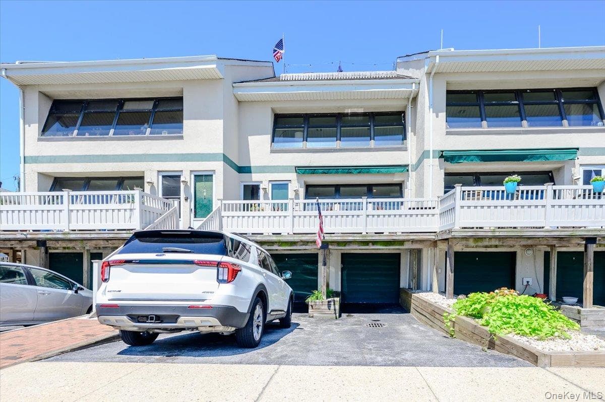 543 W Broadway Unit: A, Long Beach
