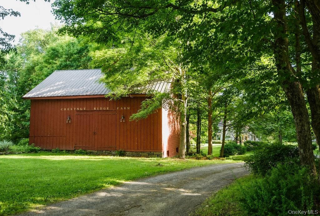 121 Coutant Road thumbnail 36