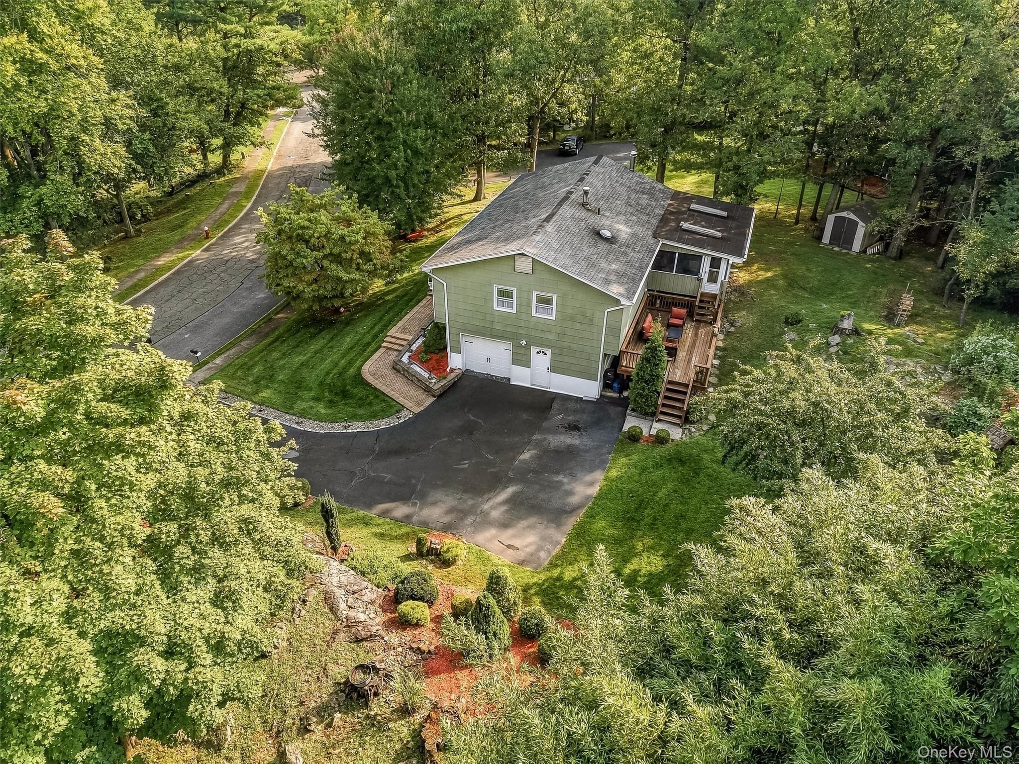 64 Forest Glen Road thumbnail 35