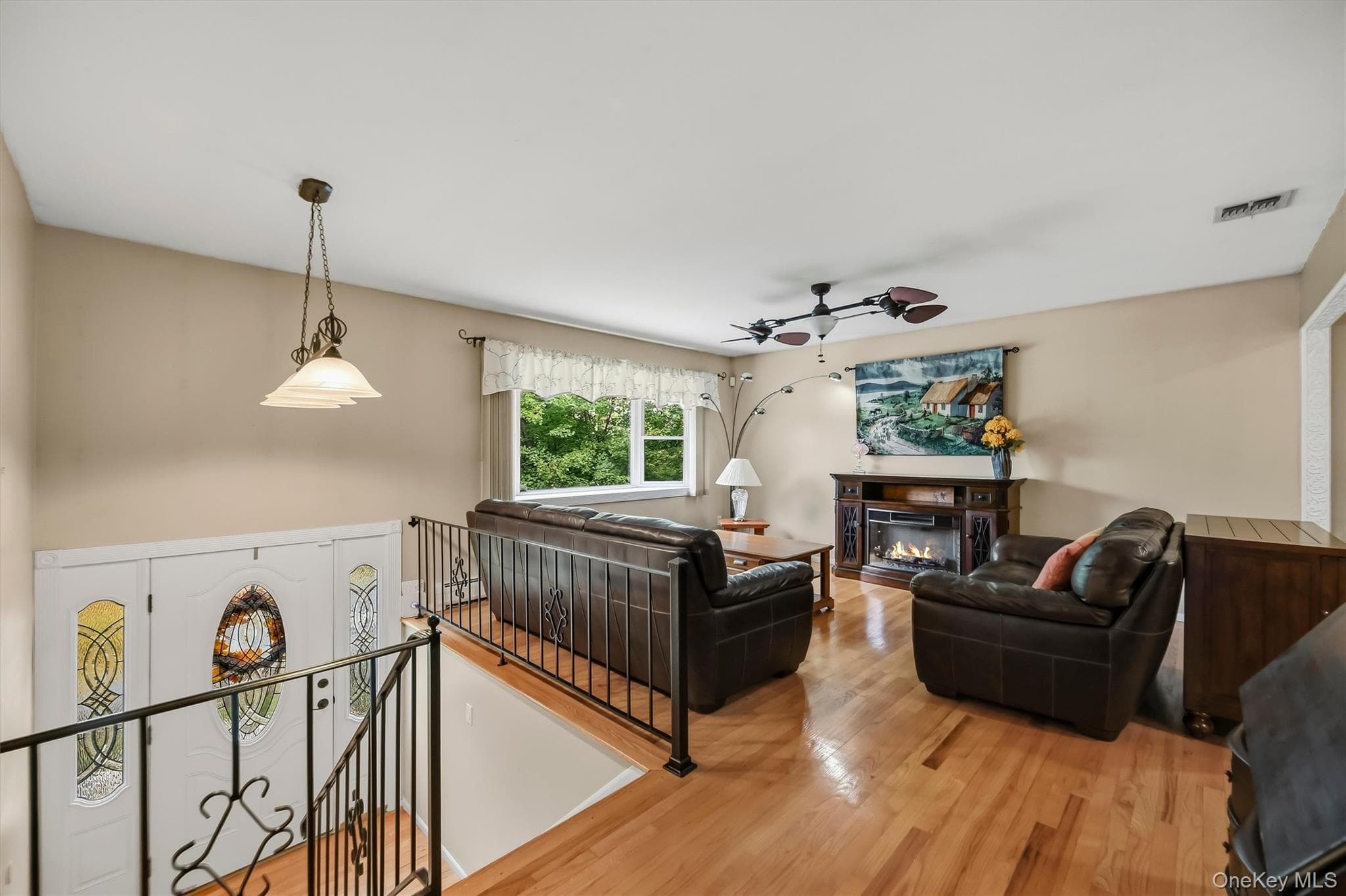64 Forest Glen Road thumbnail 4
